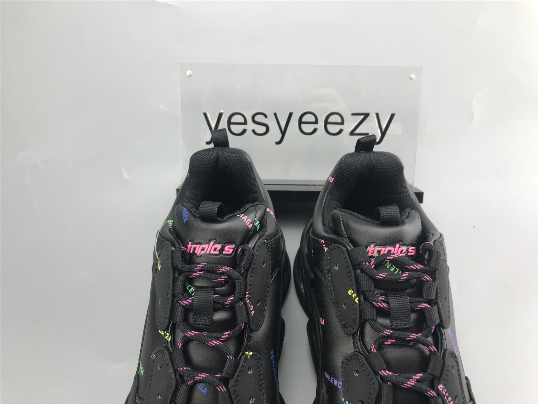 UA TRIPLE S LETTER COLORFUL