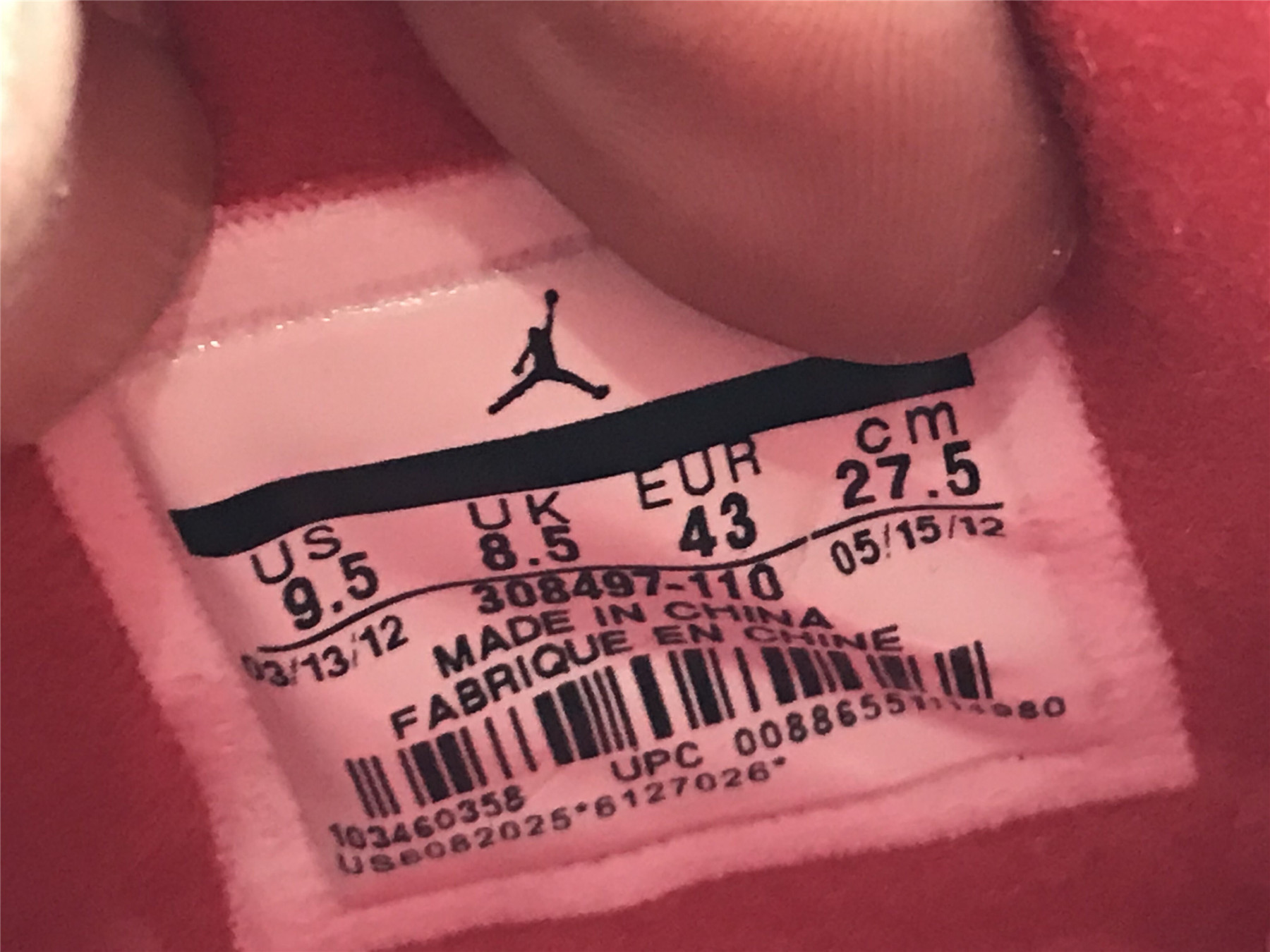 UA AIR JORDAN 4 RETRO