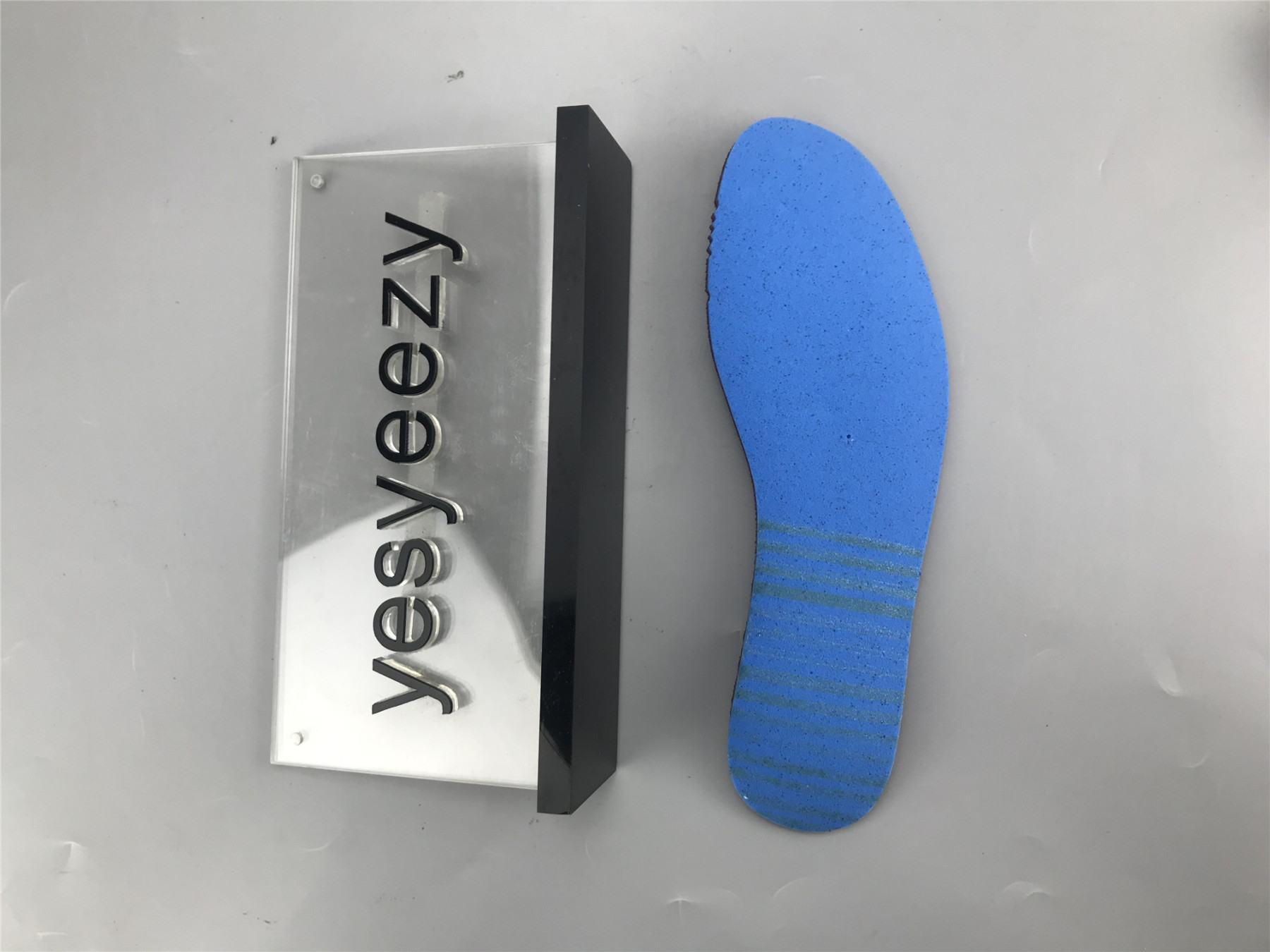 UA LEAGUE OF LEGENDS X AIR JORDAN 1 ZOOM COMFORT 