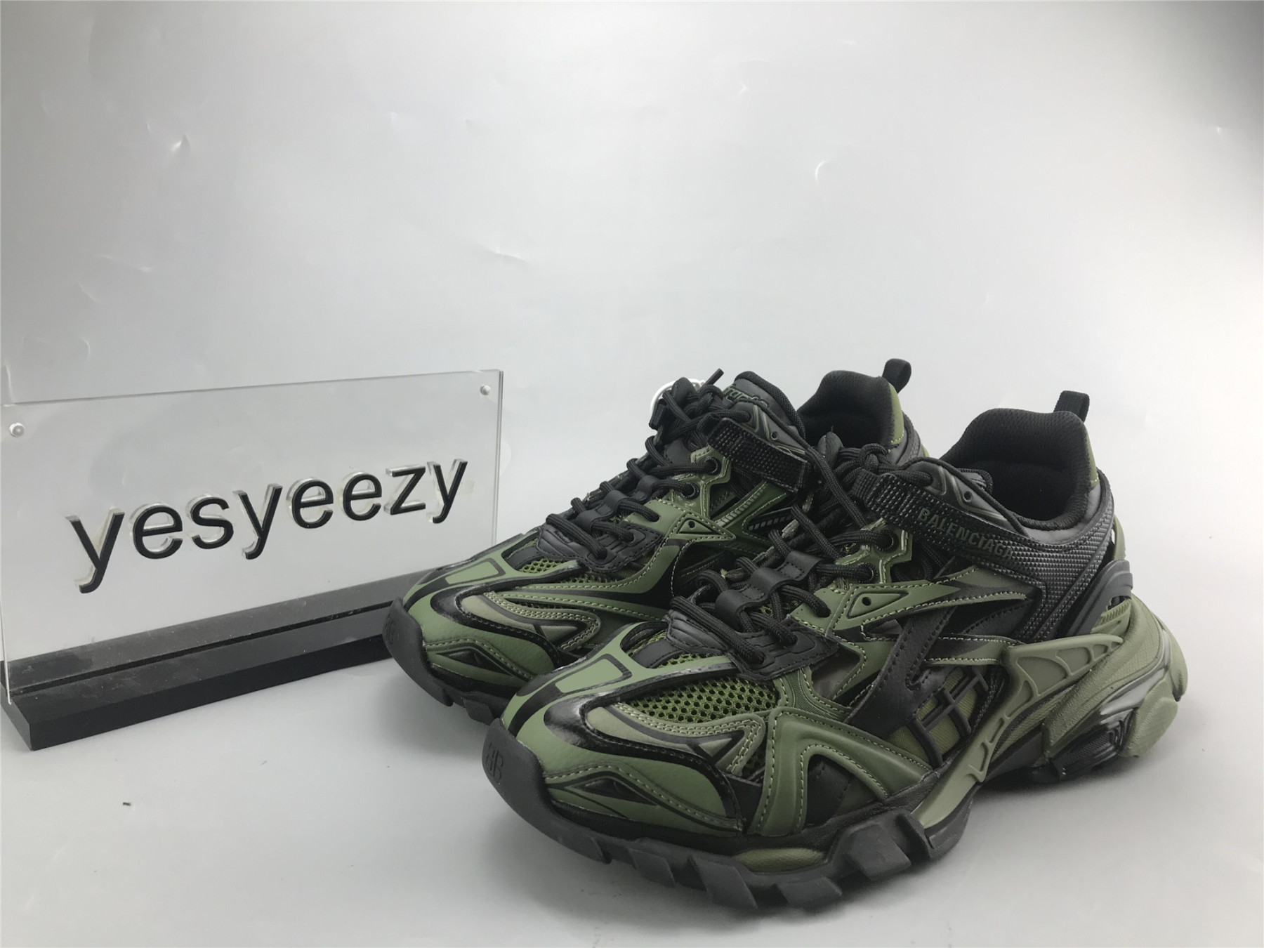 UA TRACK 2 TRAINER BICOLOR KHAKI