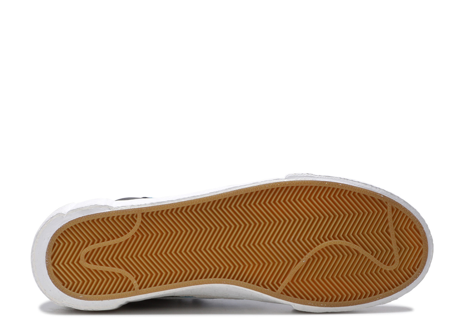 UA NIKE SACAI X BLAZER MID 