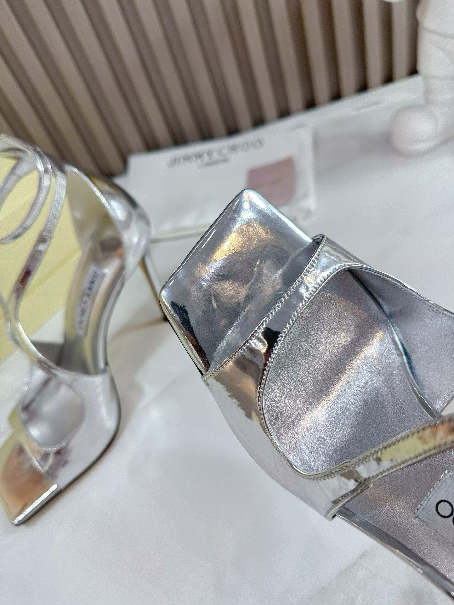 UA J1m*y Ch00 Azia Sandals