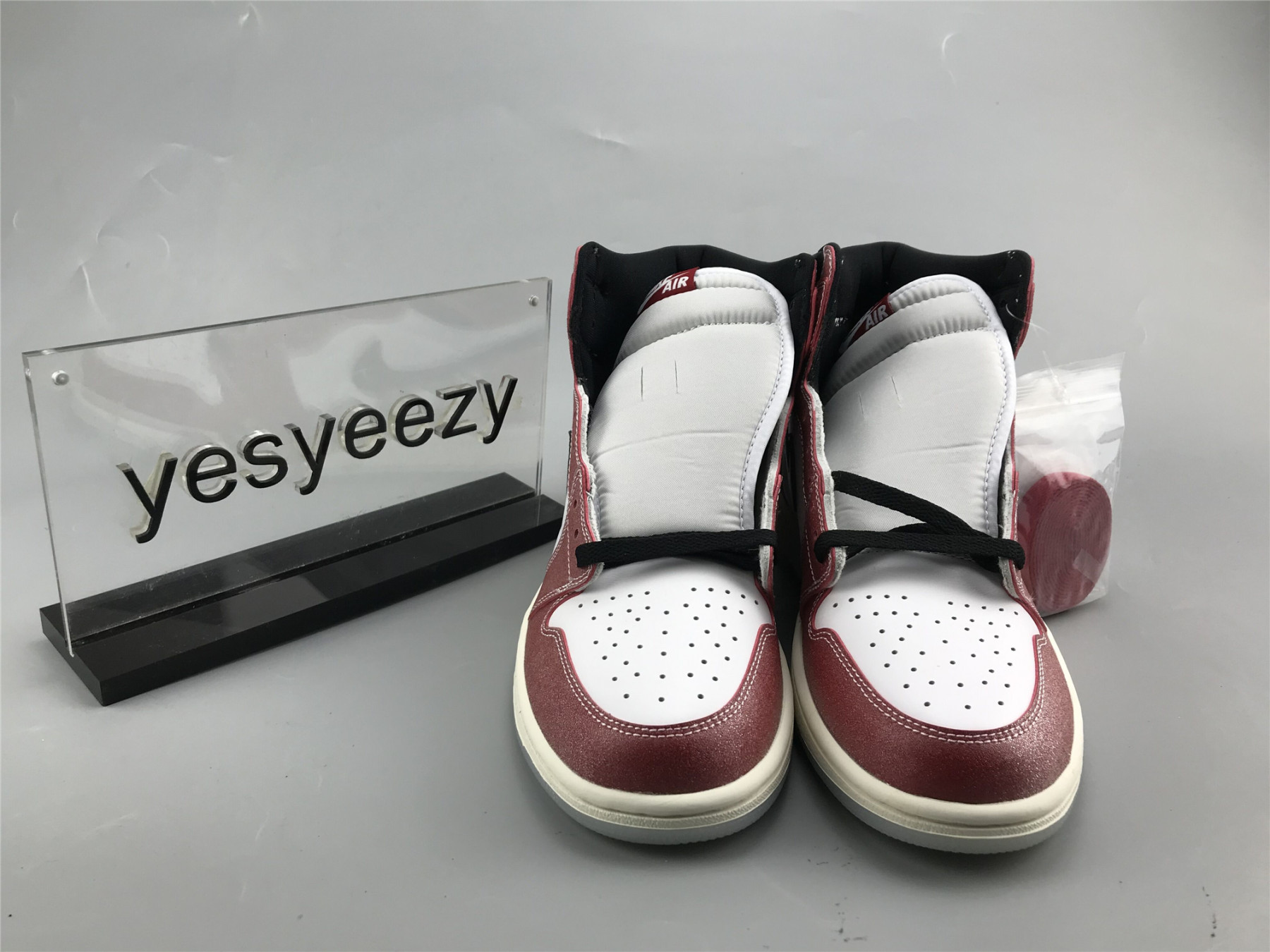 UA TROPHY ROOM X AIR JORDAN 1 RETRO HIGH OG SP 