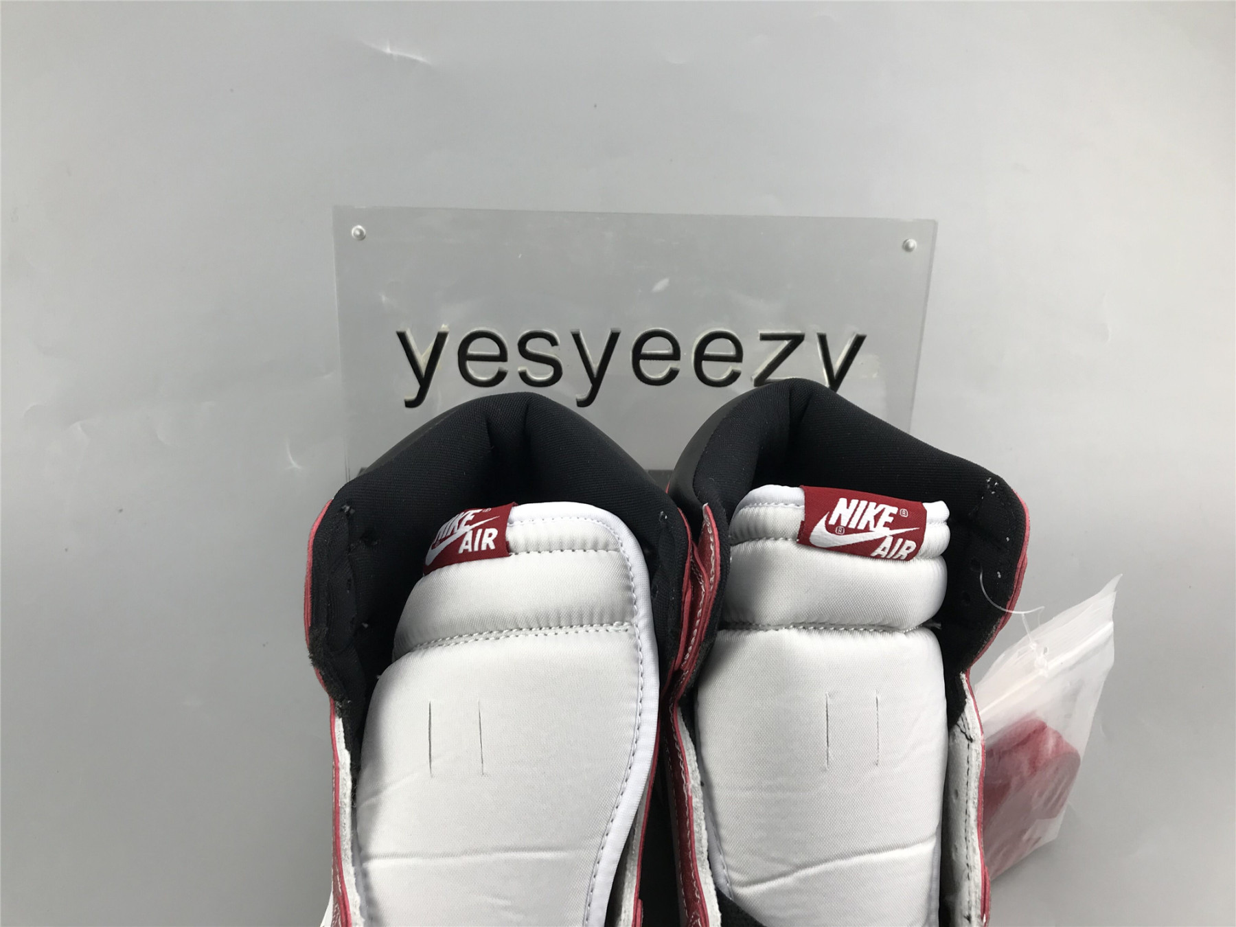 UA TROPHY ROOM X AIR JORDAN 1 RETRO HIGH OG SP 