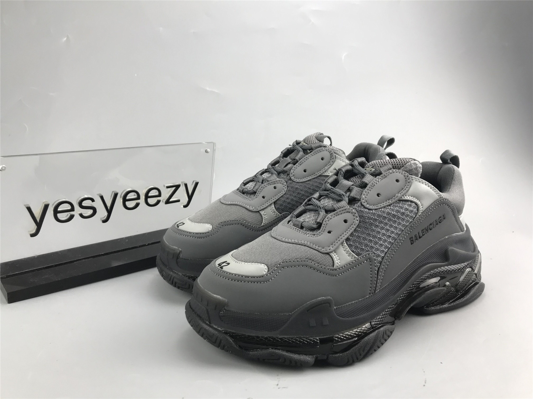 UA TRIPLE S CLEAR SOLE SNEAKER BLACK ASH