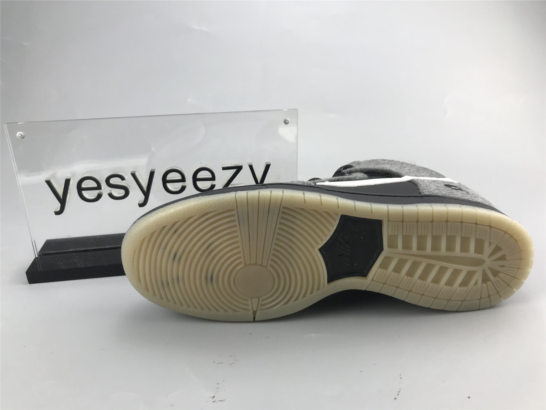 UA NIKE DUNK HIGH SB PREMIER 