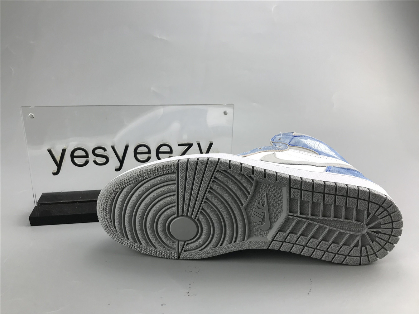 UA AIR JORDAN 1 RETRO HIGH OG 