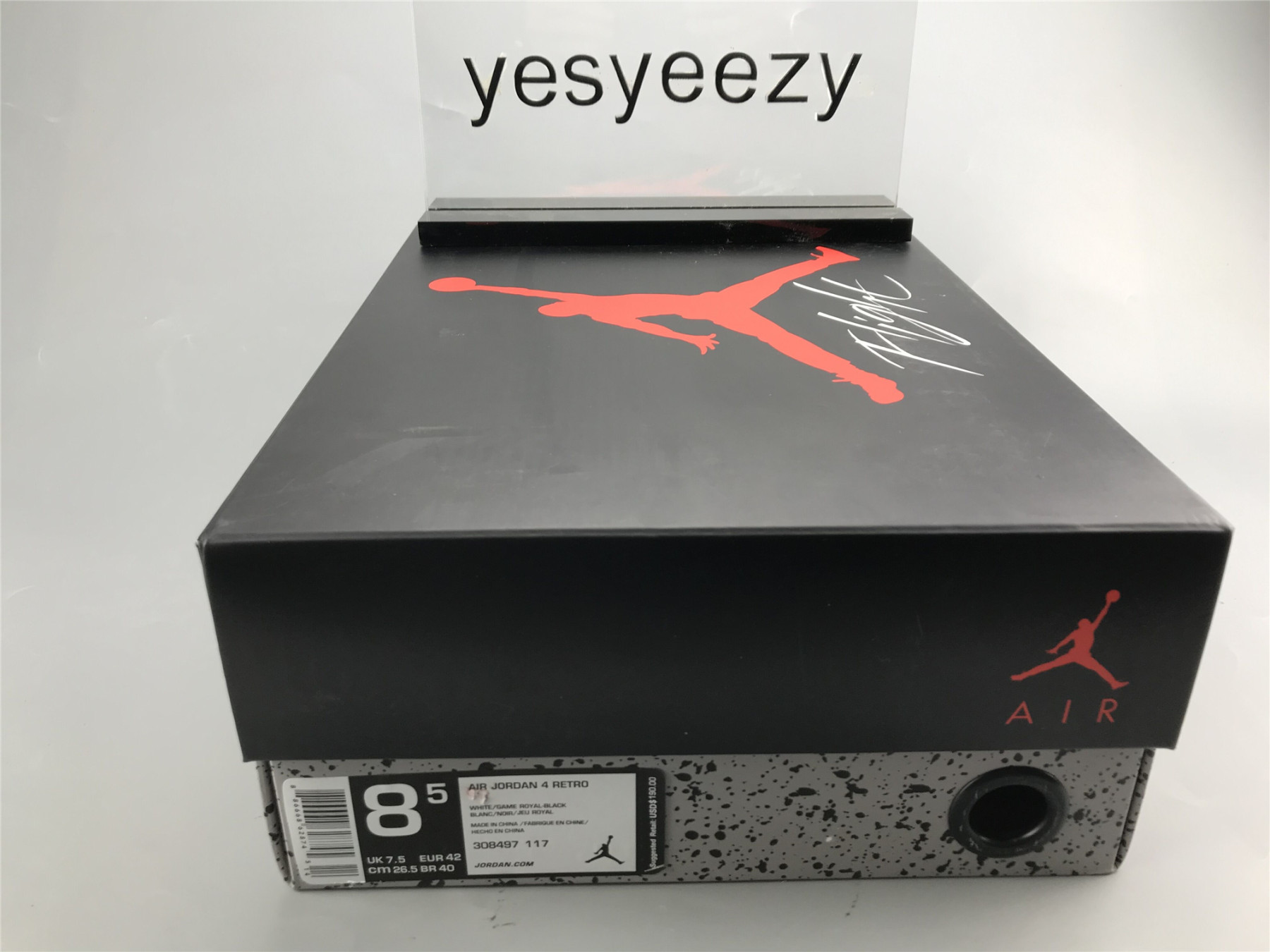 UA AIR JORDAN 4 RETRO 