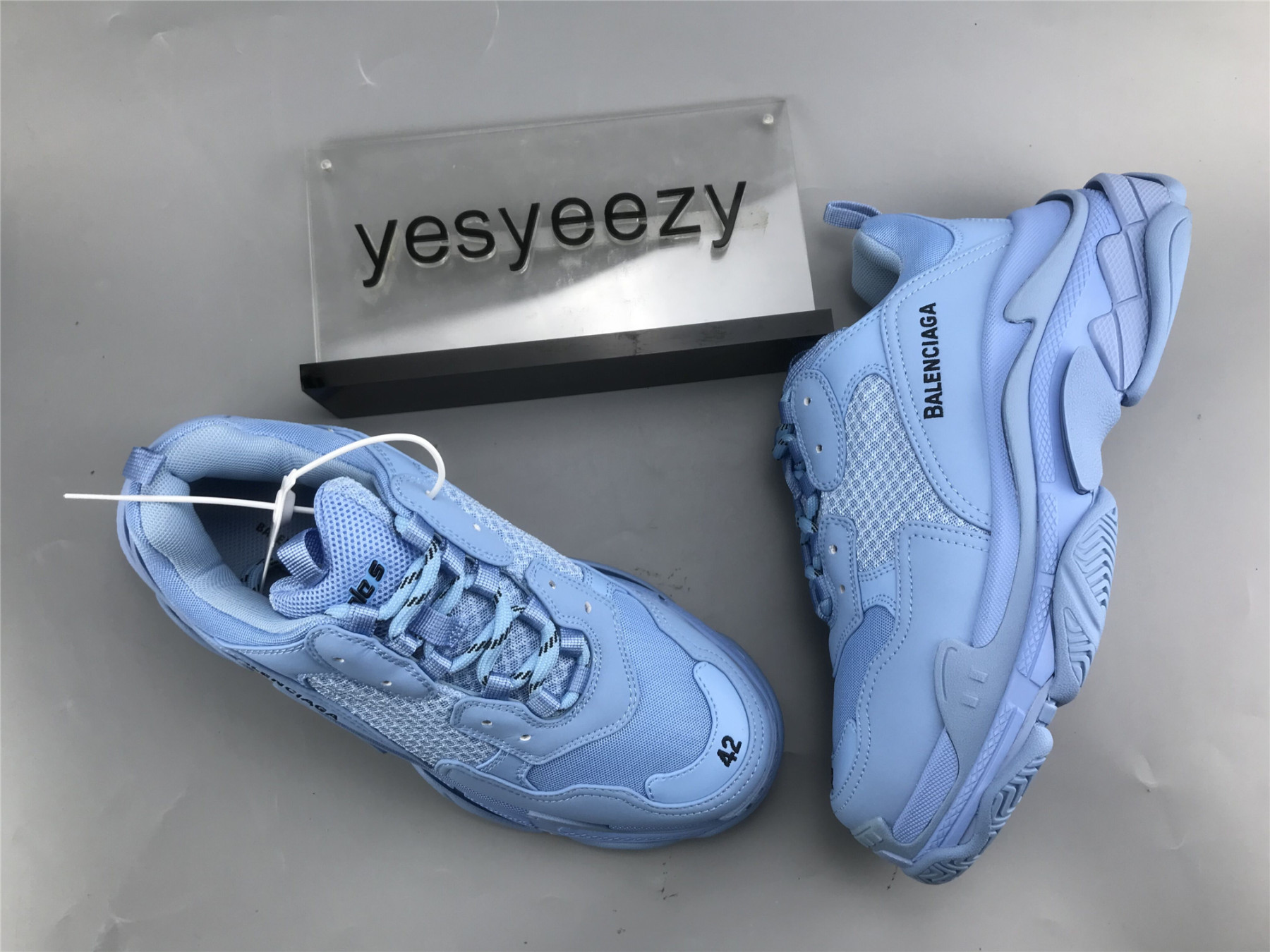 UA TRIPLE S SNEAKER LIGHT BLUE