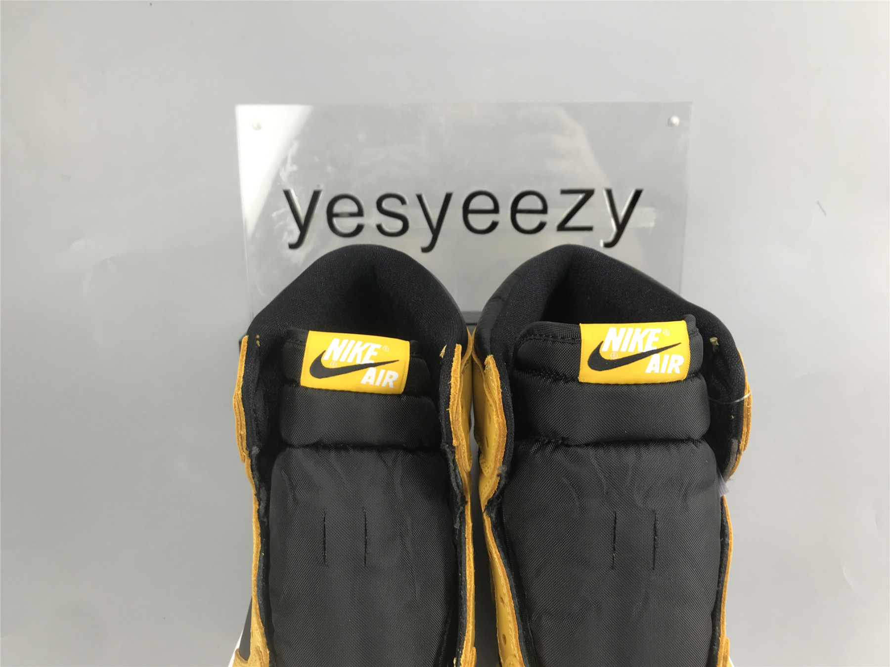 UA AIR JORDAN 1 HIGH RETRO OG 