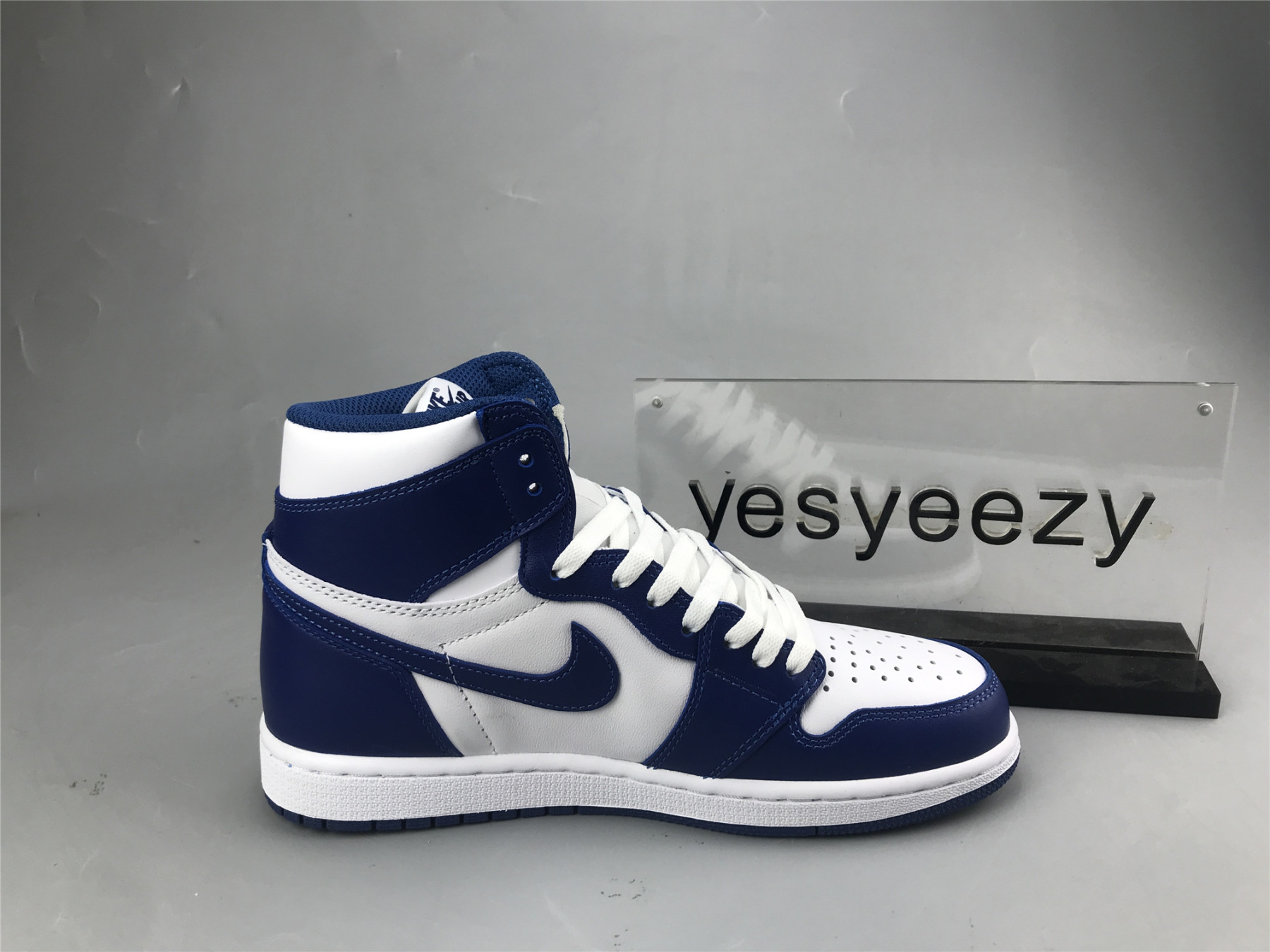 UA AIR JORDAN 1 RETRO HIGH OG 