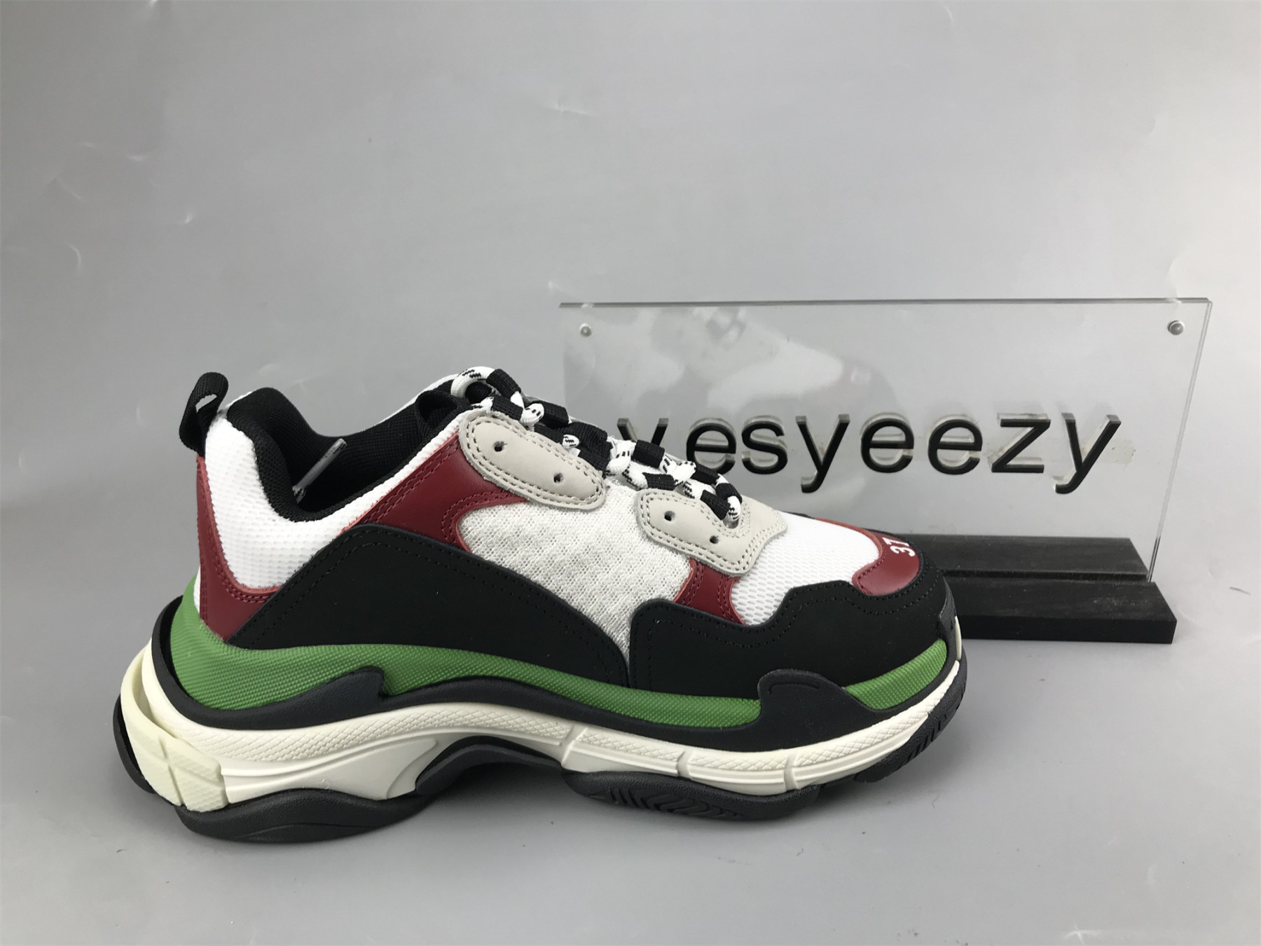 UA TRIPLE S CLEAR SOLE WHITE BURGUNDY
