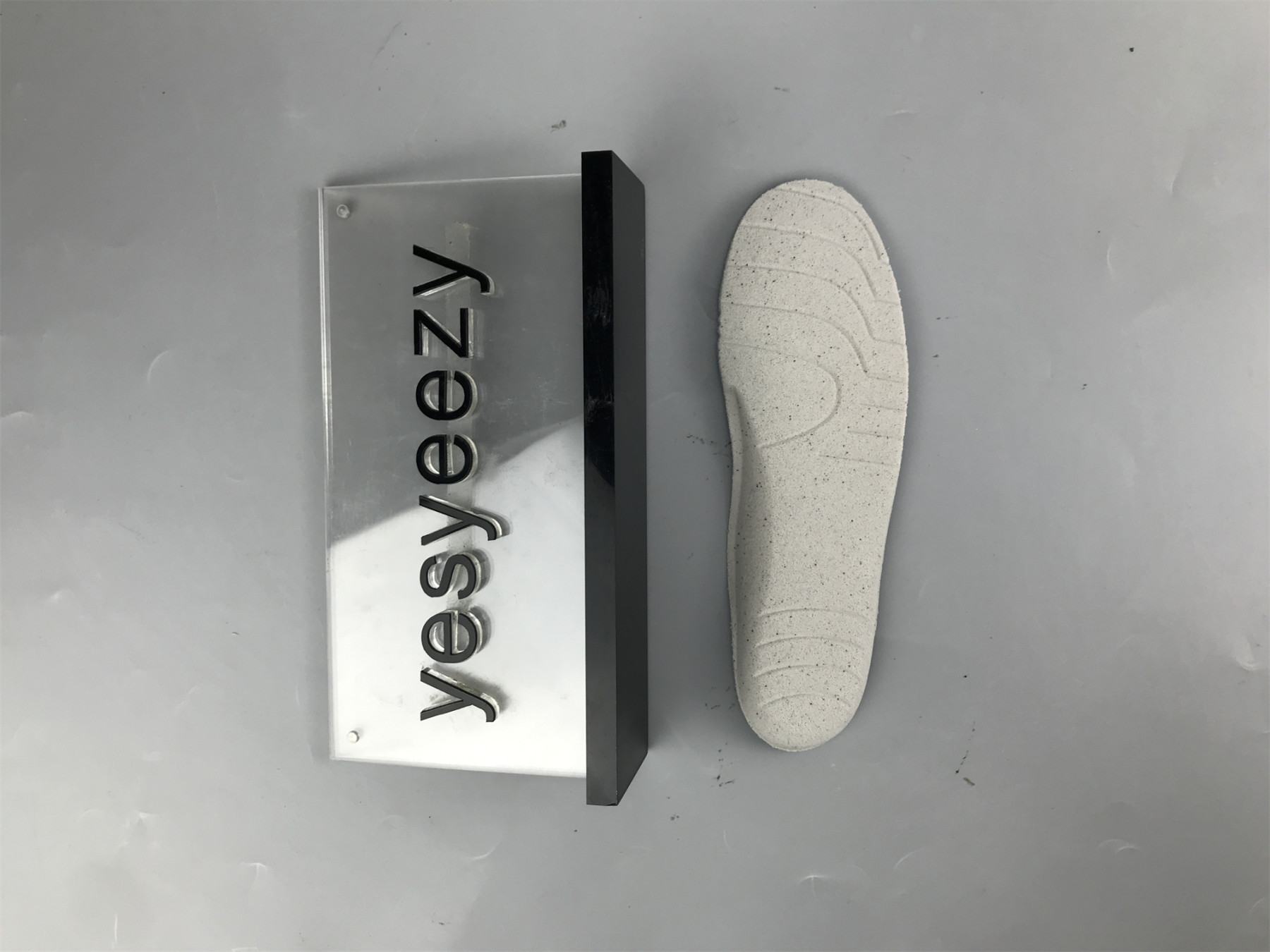 UA TRIPLE S CLEAR SOLE BLUE