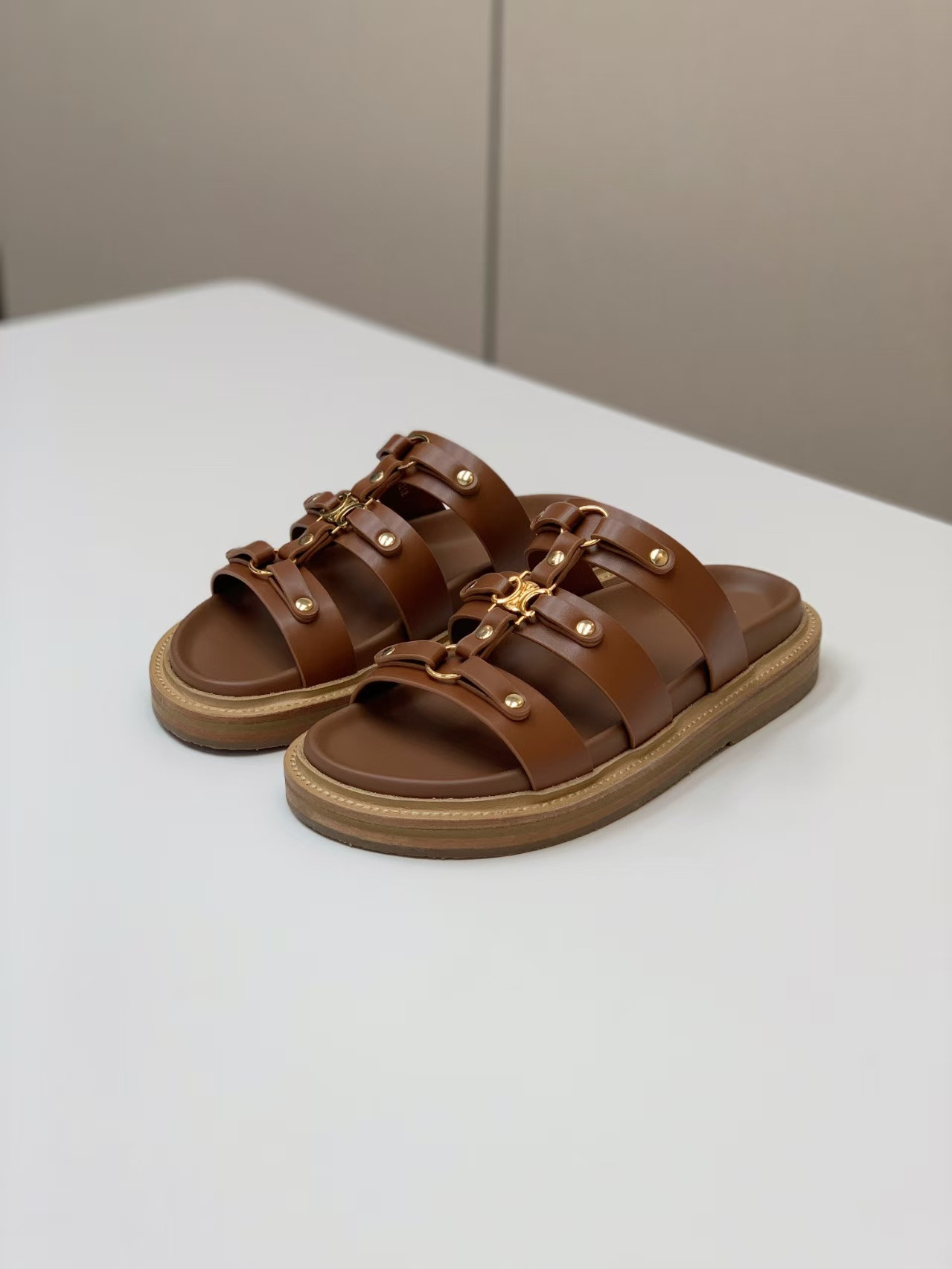 UA Ce1i*e TIPPI SLIDE