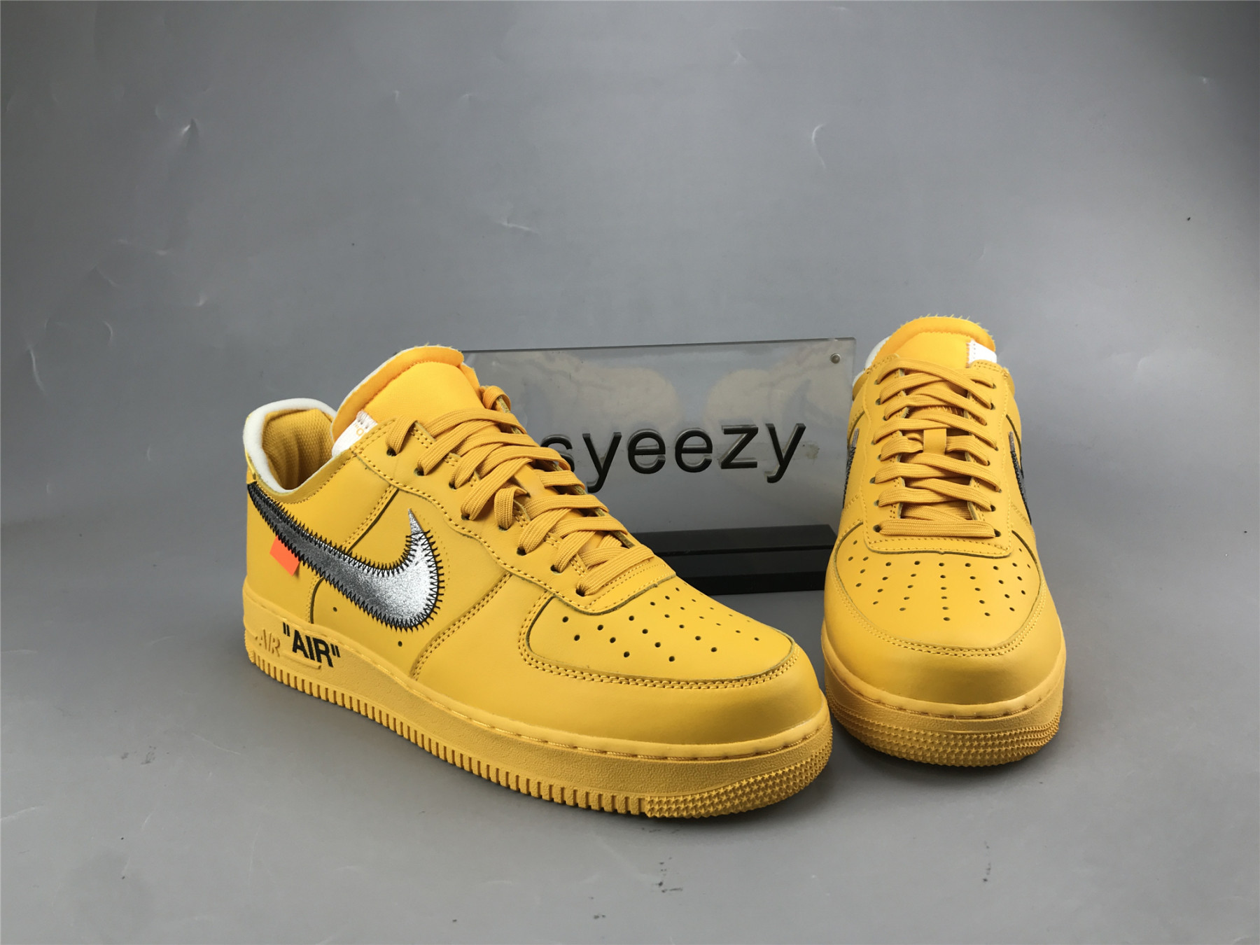 UA NIKE OFF-WHITE X AIR FORCE 1 LOW 