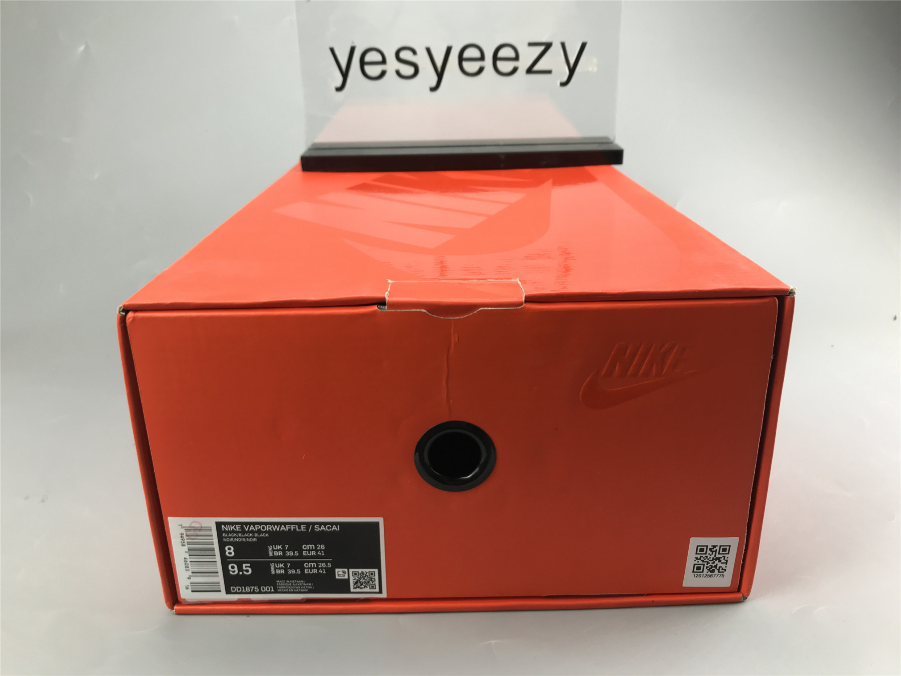 UA NIKE SACAI X VAPORWAFFLE 