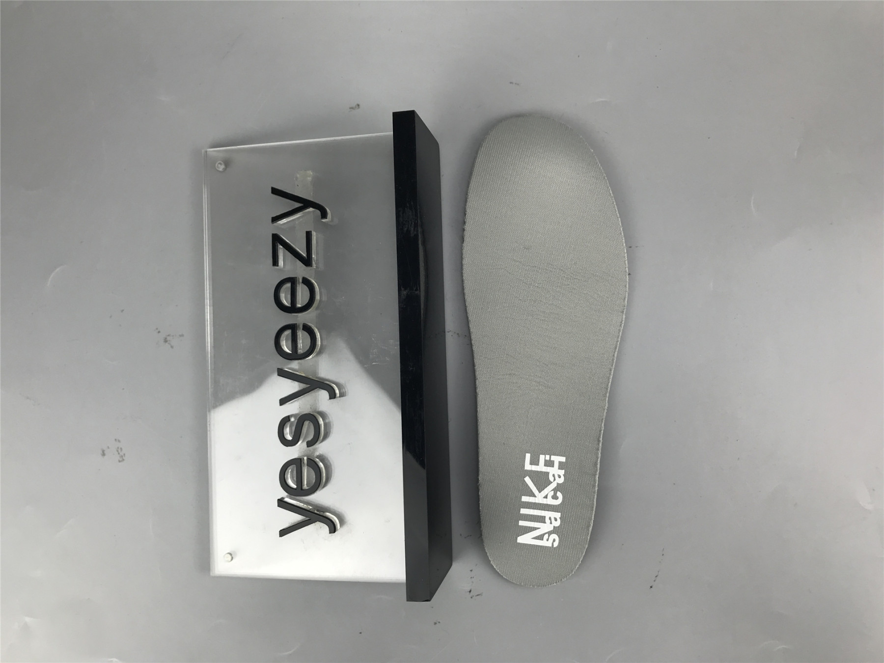 UA NIKE FRAGMENT DESIGN X SACAI X LDV WAFFLE 