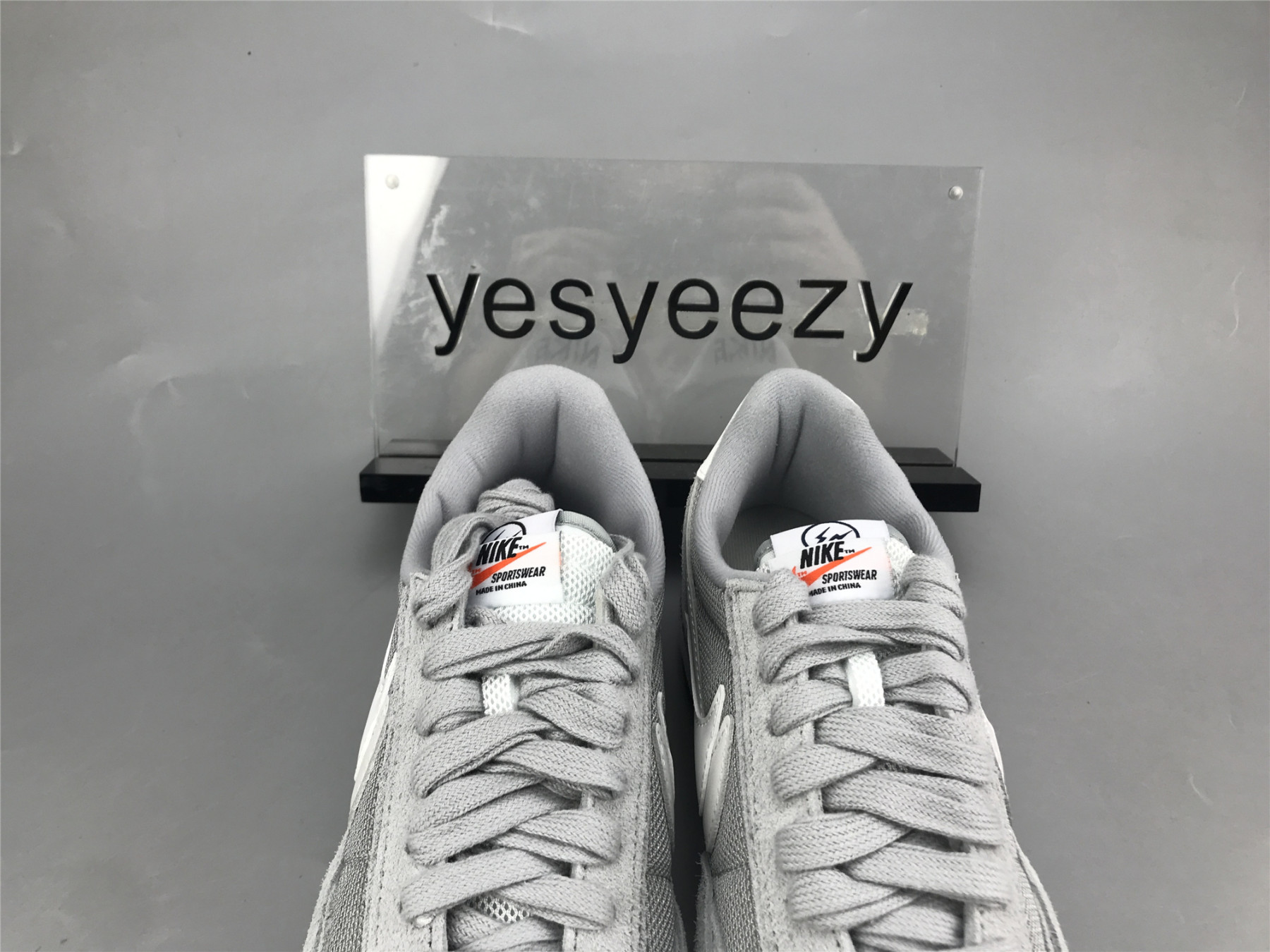 UA NIKE FRAGMENT DESIGN X SACAI X LDV WAFFLE 