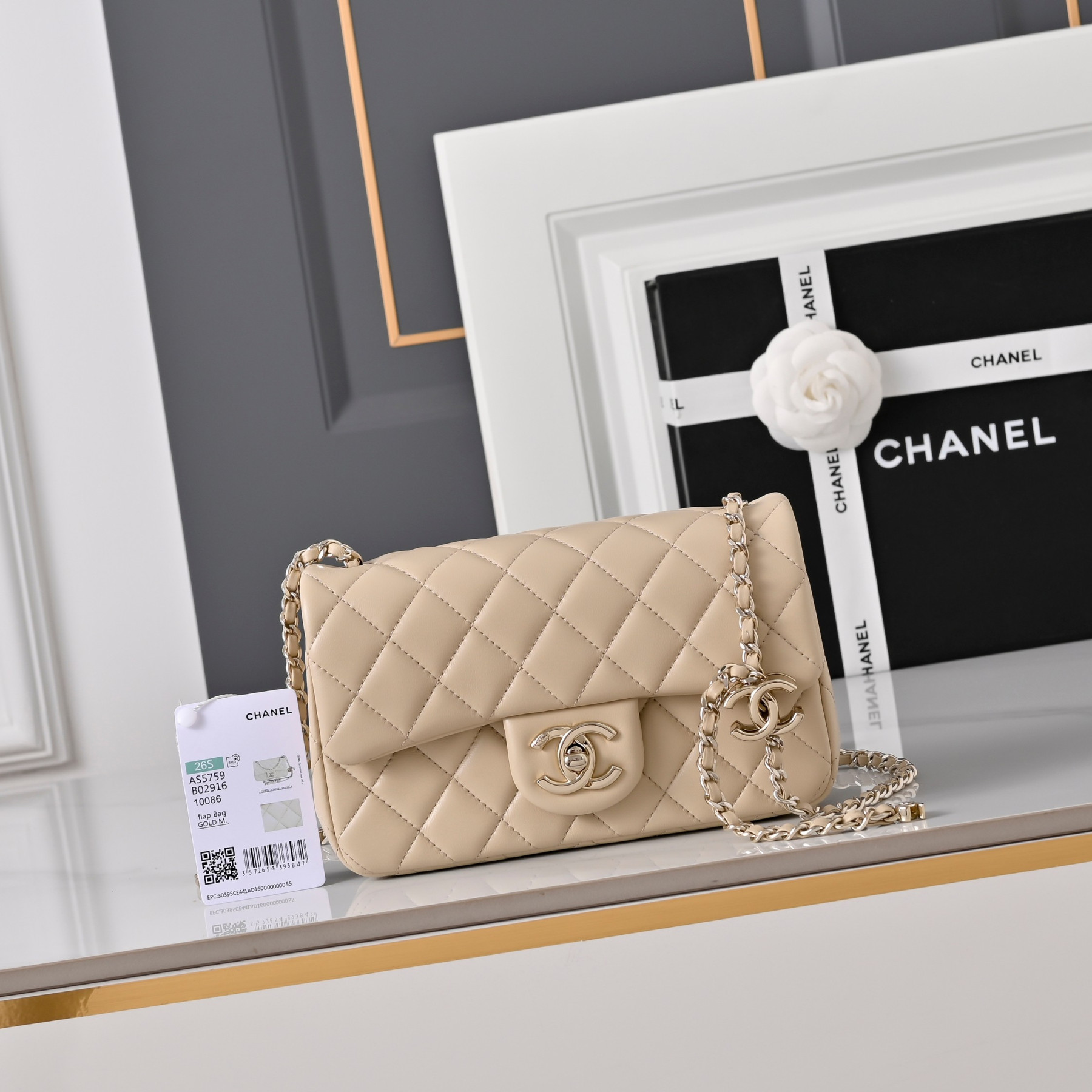 Ch**el Classic Flap Handbag CF in Milk Tea with Light gold hardware AS5759 20x13x7cm