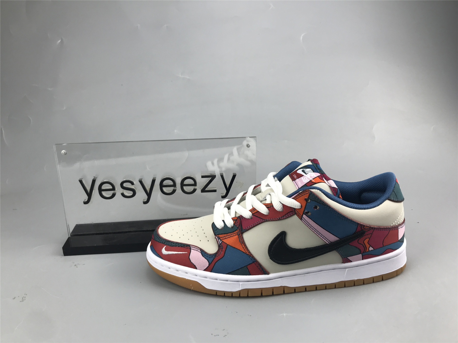 UA NIKE PARRA X DUNK LOW PRO QS SB 