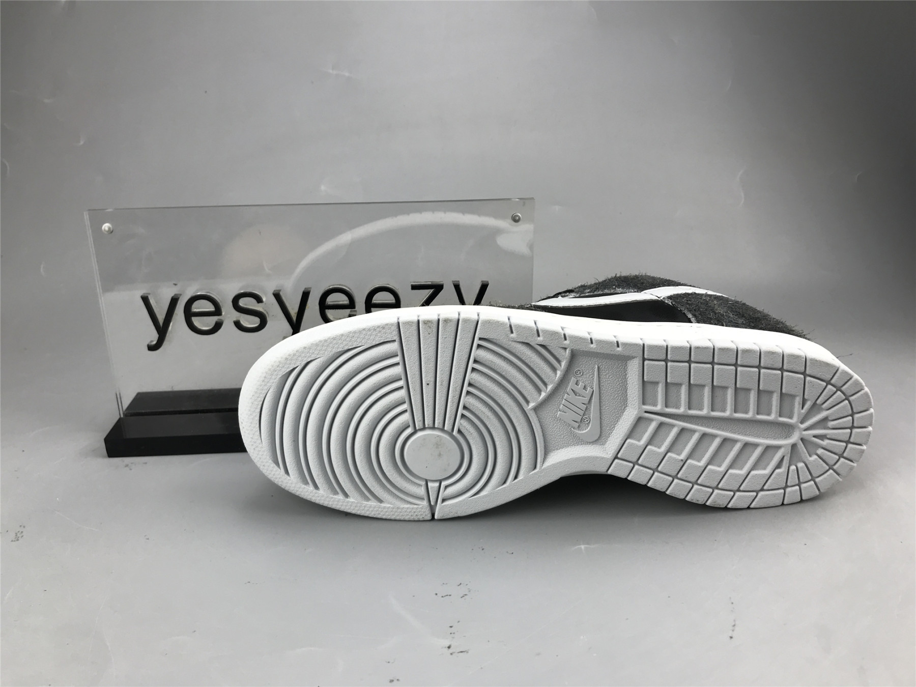 UA NIKE DUNK LOW PREMIUM 