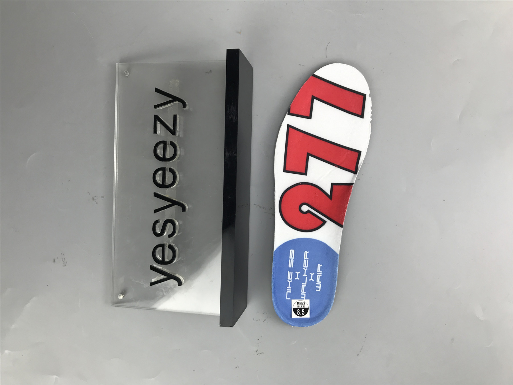 UA NIKE ISHOD WAIR X MAGNUS WALKER X DUNK HIGH PRO SB 