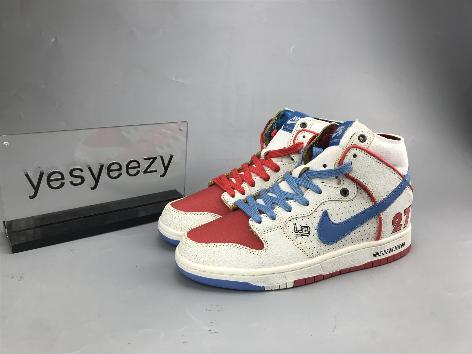UA NIKE ISHOD WAIR X MAGNUS WALKER X DUNK HIGH PRO SB 