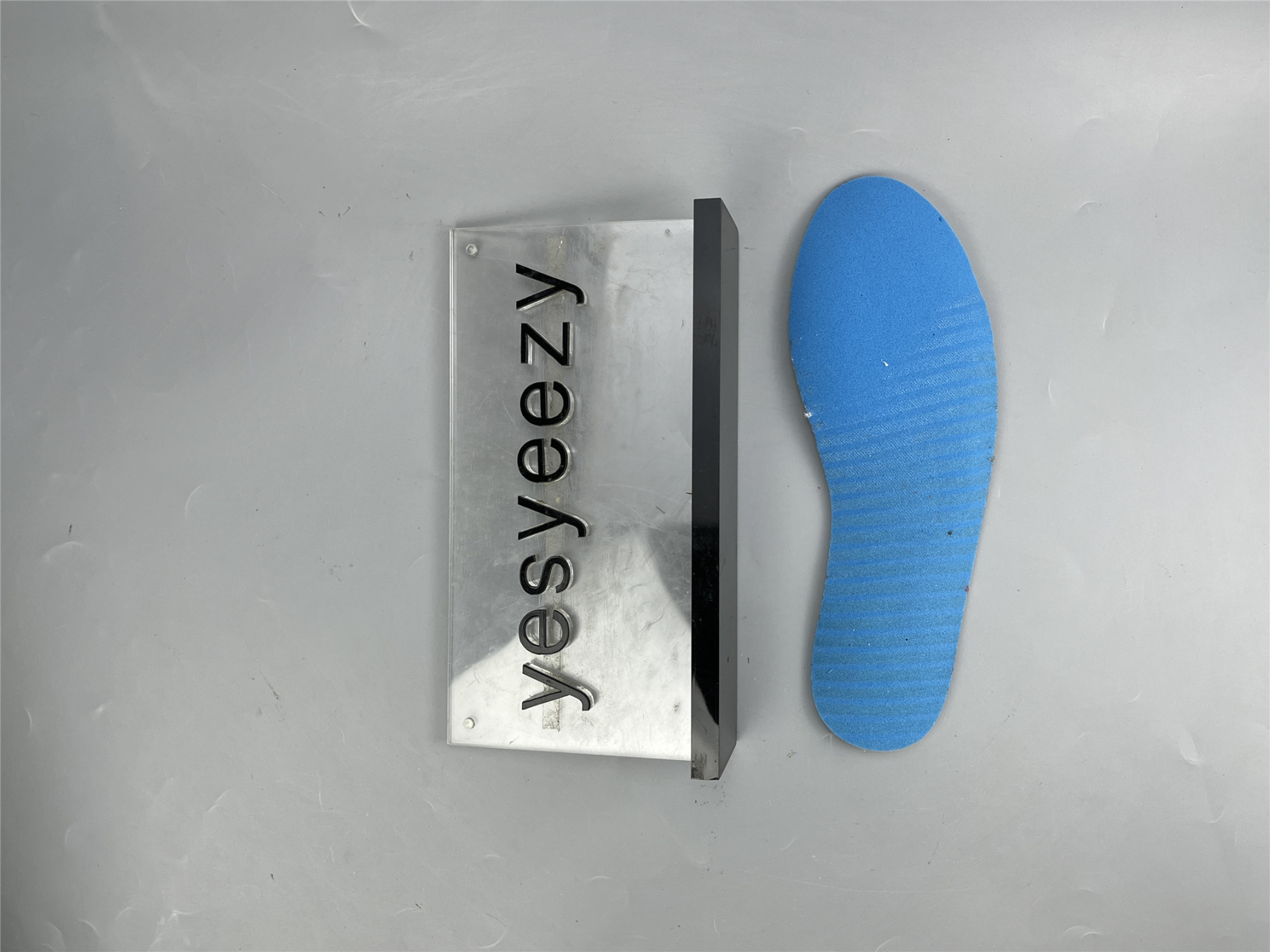 UA AIR JORDAN 1 LOW OG