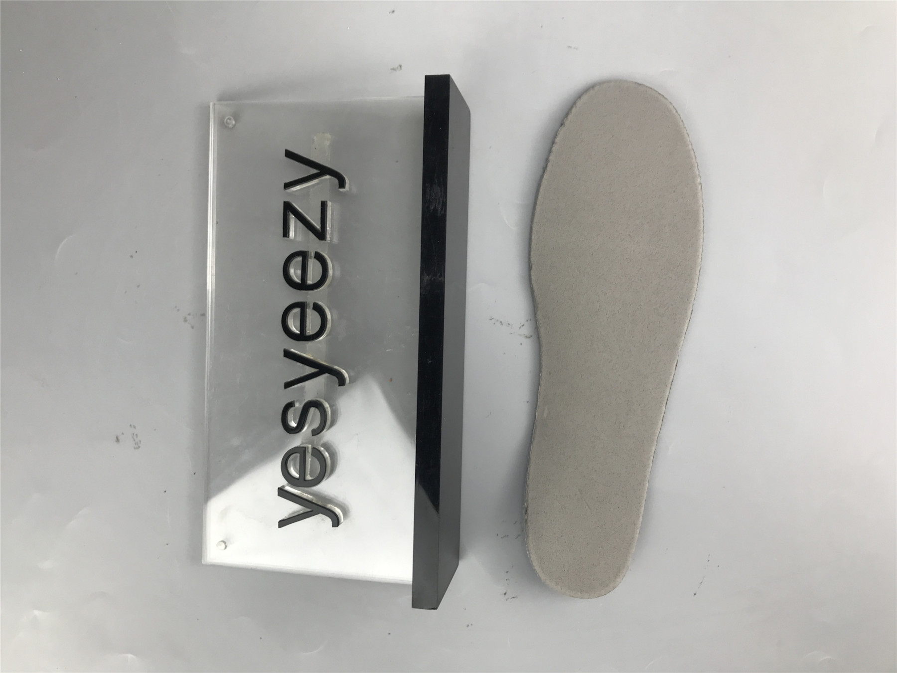 UA NIKE WMNS DUNK LOW OG 