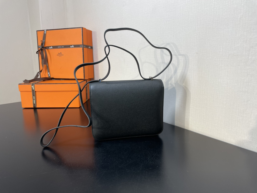 H**me5 Constance 24 Black Epsom 9.4"x5.9"x3"