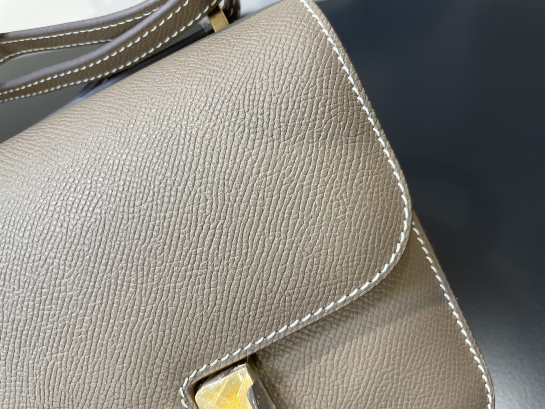 H**me5 Constance 19 Epsom Gold Hardware 7.25" x 6.25" x 2.25"