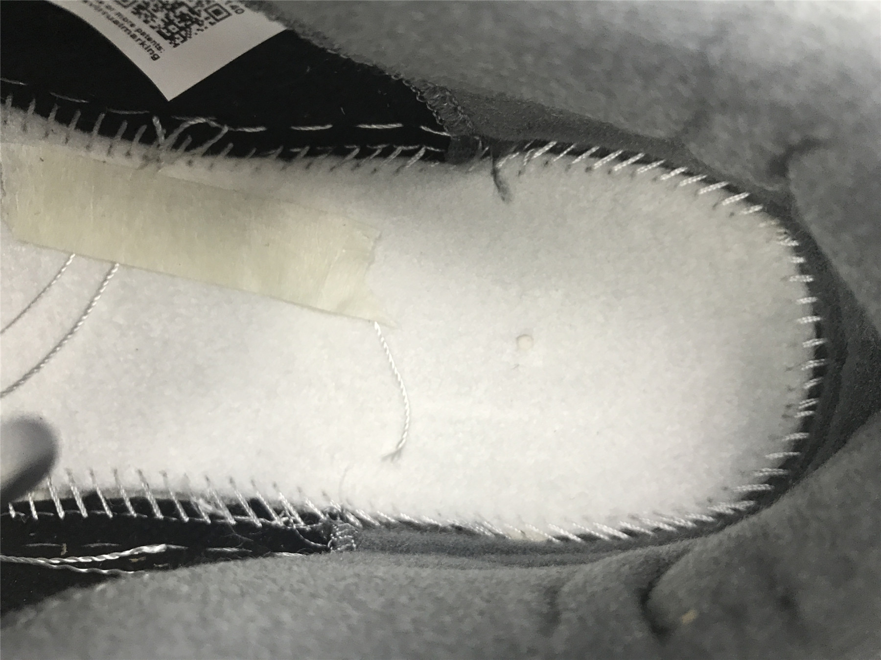 UA NIKE SB DUNK LOW BLACK RED COW