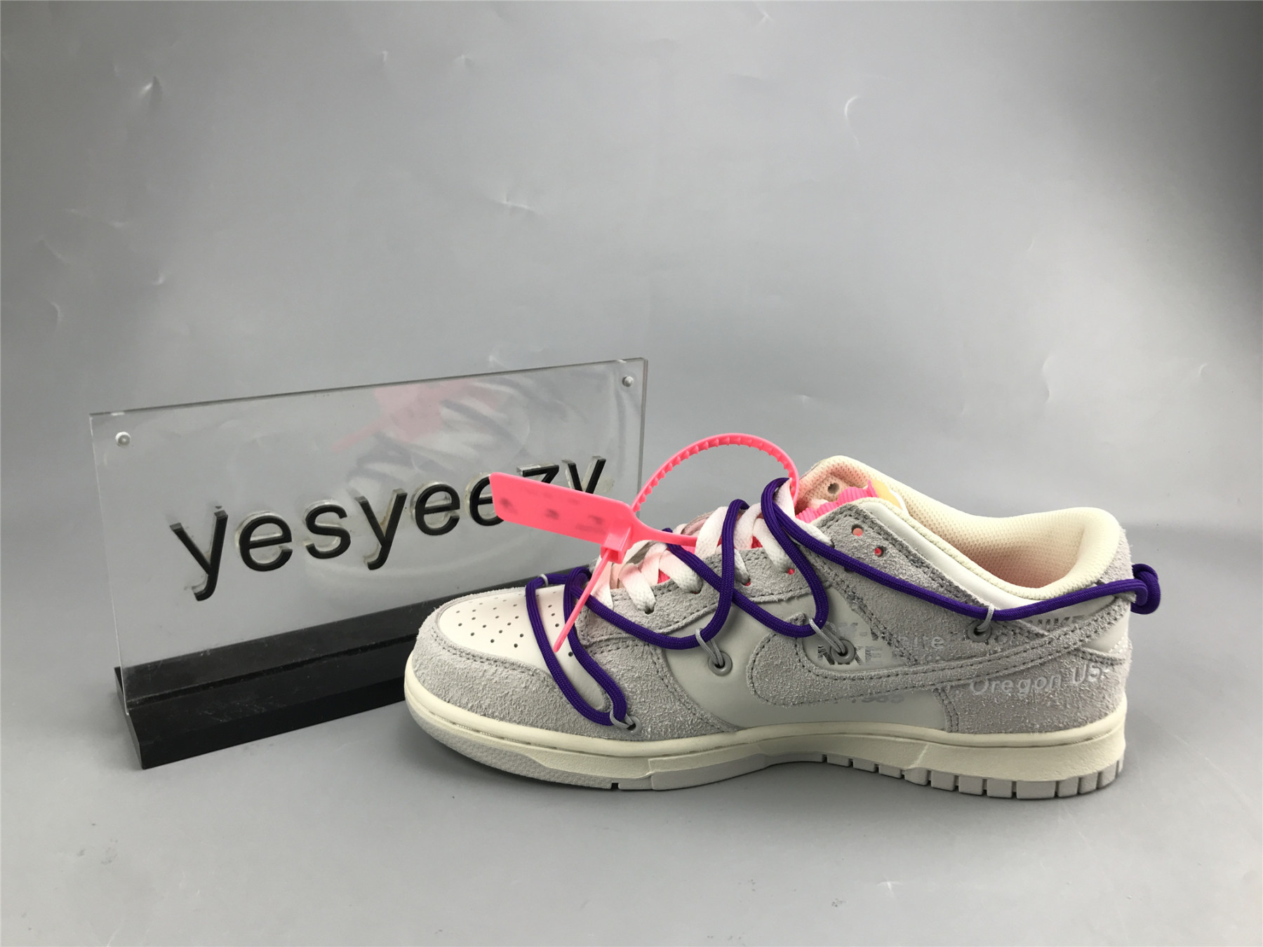 UA NIKE OFF-WHITE X DUNK LOW 