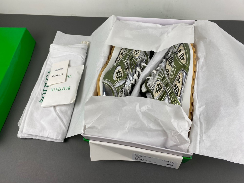 UA B0tt*ga Ven*ta Orbit Sneaker