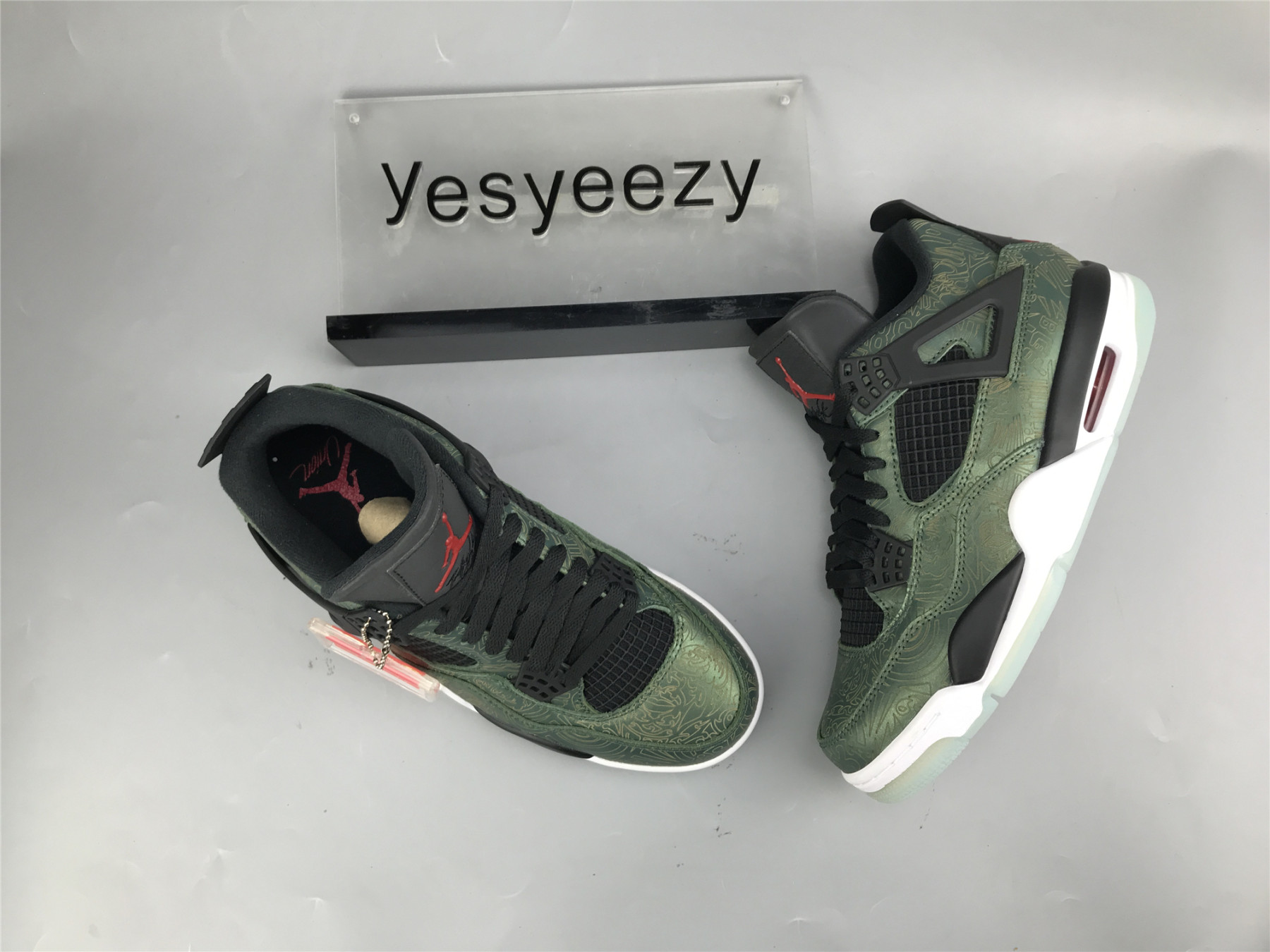 UA AIR JORDAN 4 RETRO LASER GREEN