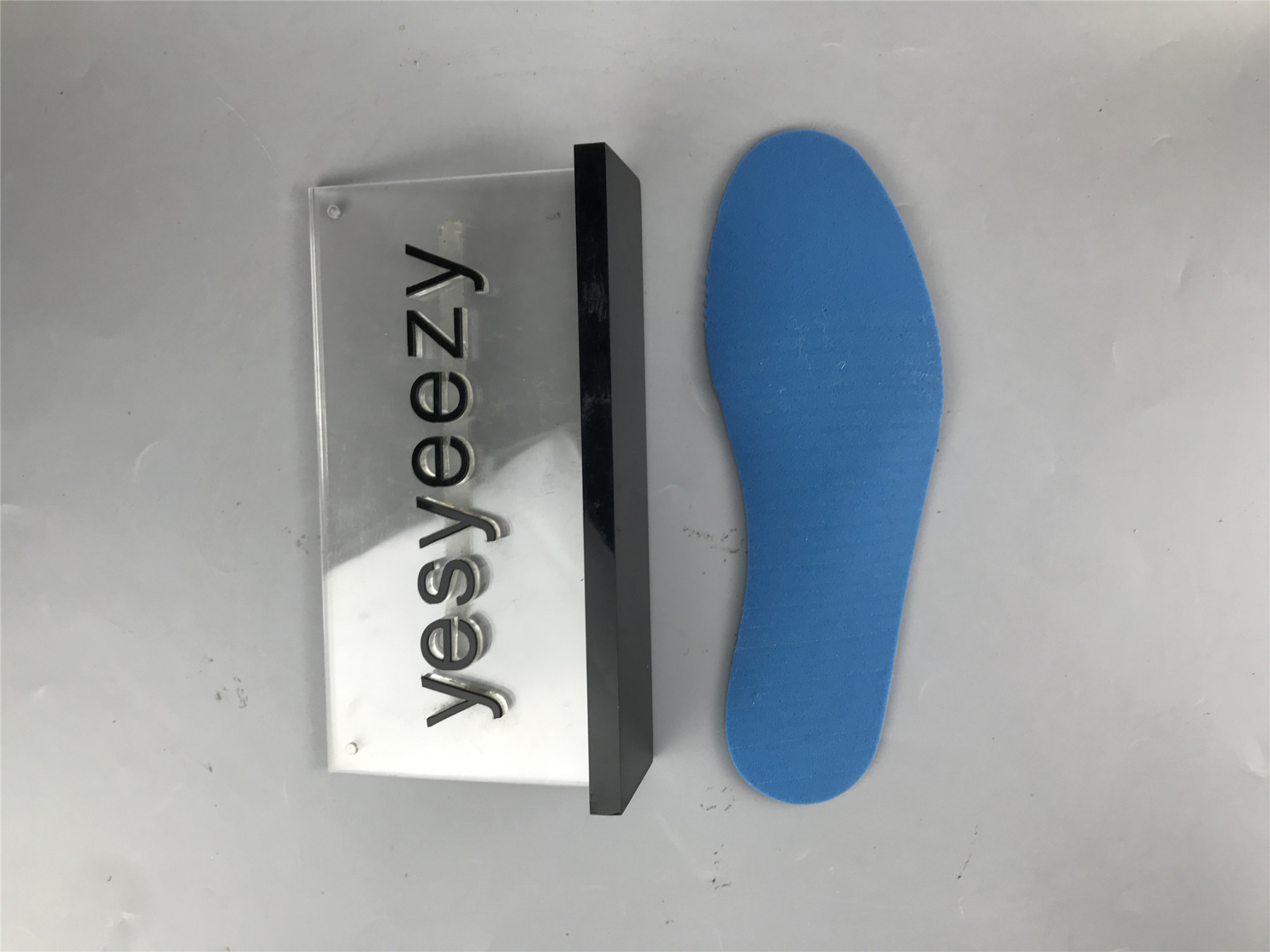 UA WMNS AIR JORDAN 1 RETRO HIGH OG SE