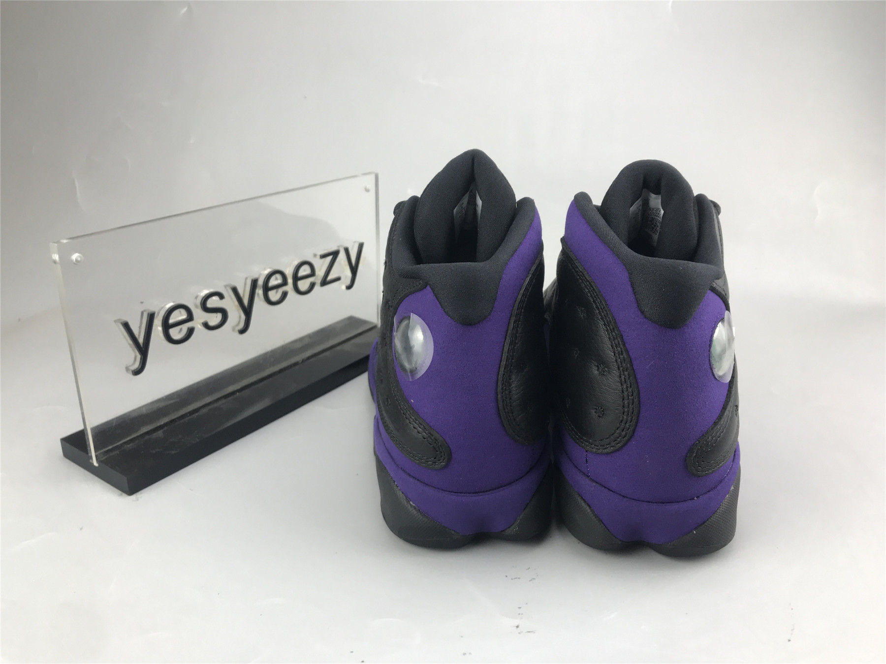 UA AIR JORDAN 13 RETRO 