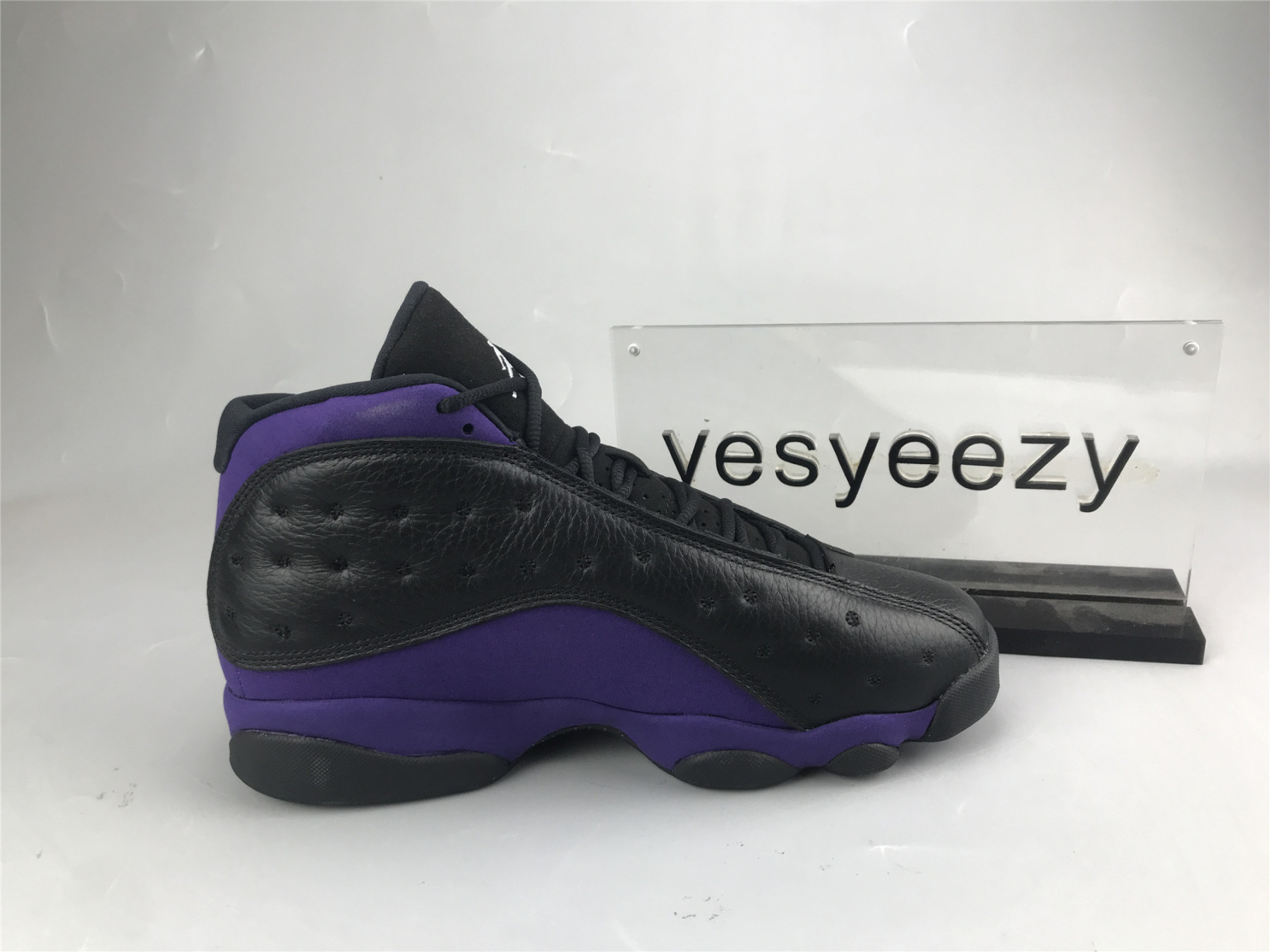 UA AIR JORDAN 13 RETRO 