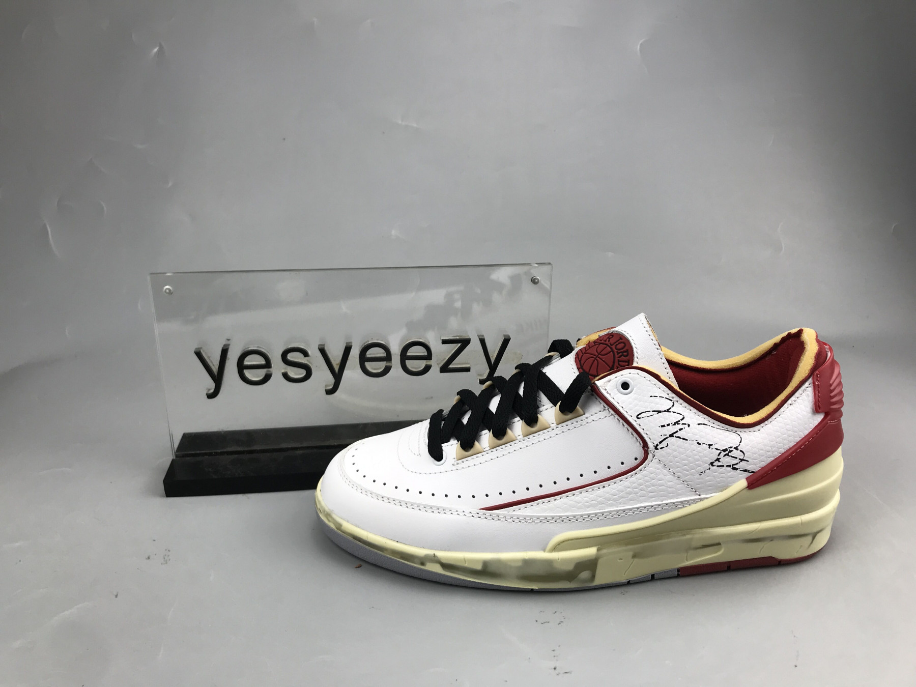 UA OFF-WHITE X AIR JORDAN 2 RETRO LOW SP