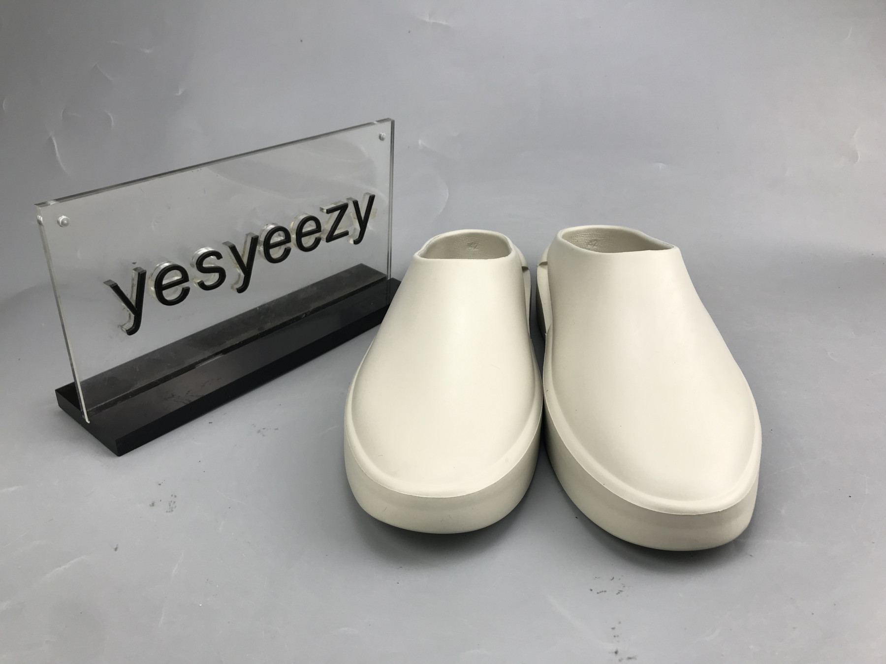 UA NIKE FEAR OF GOD CALIFORNIA BACKLESS SLIP-ON 