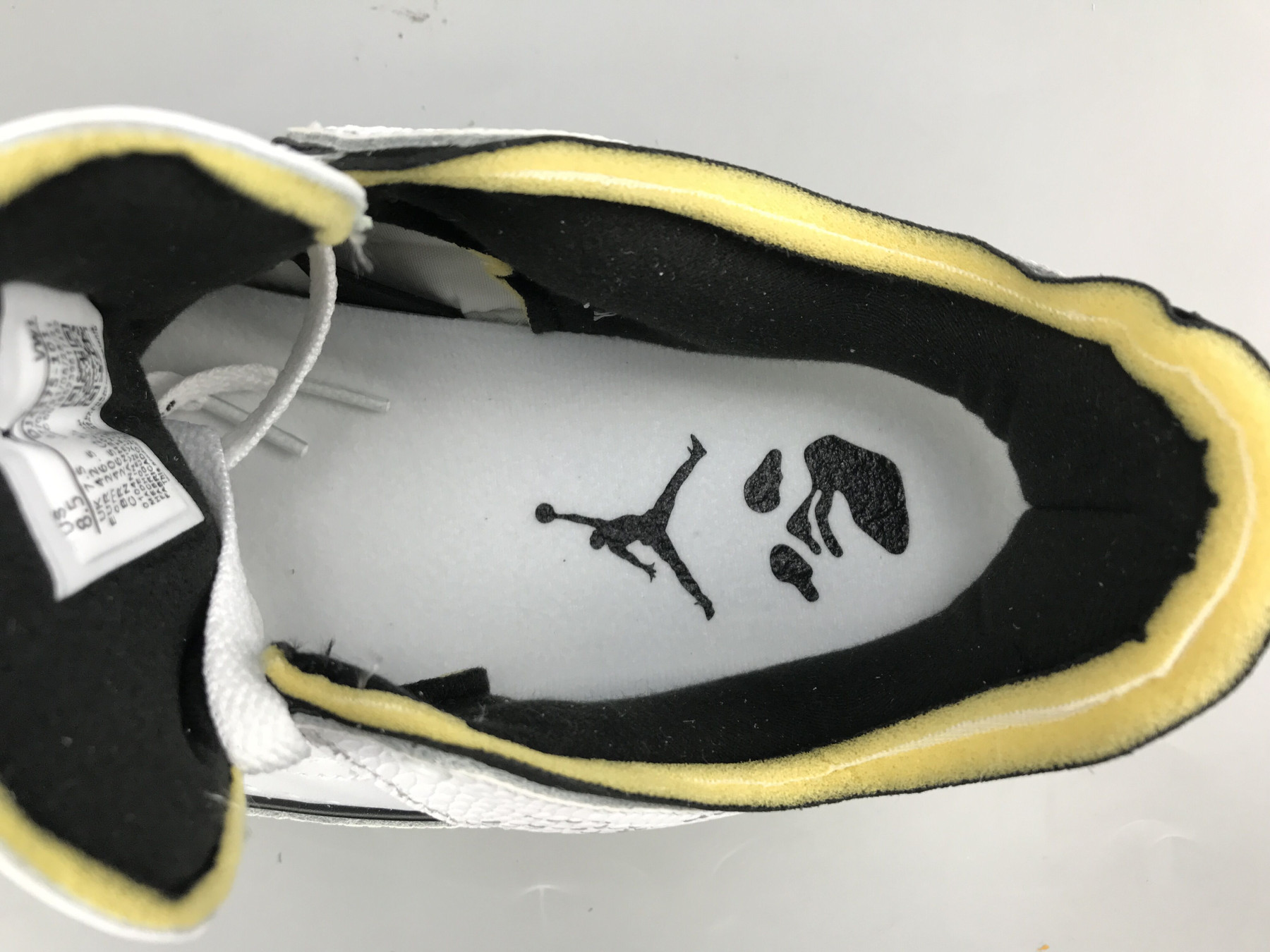 UA OFF WHITE X AIR JORDAN 2 LOW SP WHITE BLACK