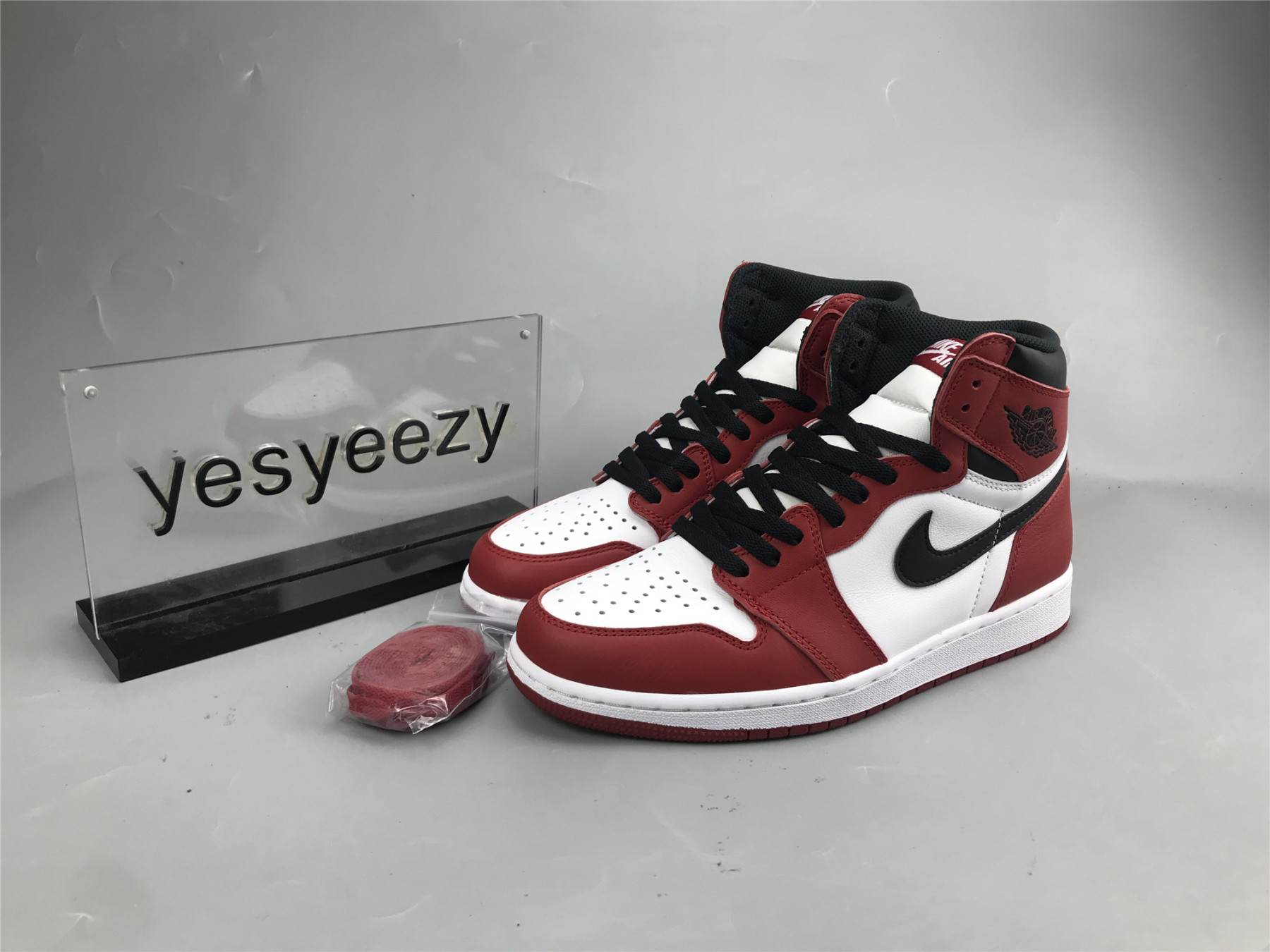 UA AIR JORDAN 1 RETRO HIGH OG 