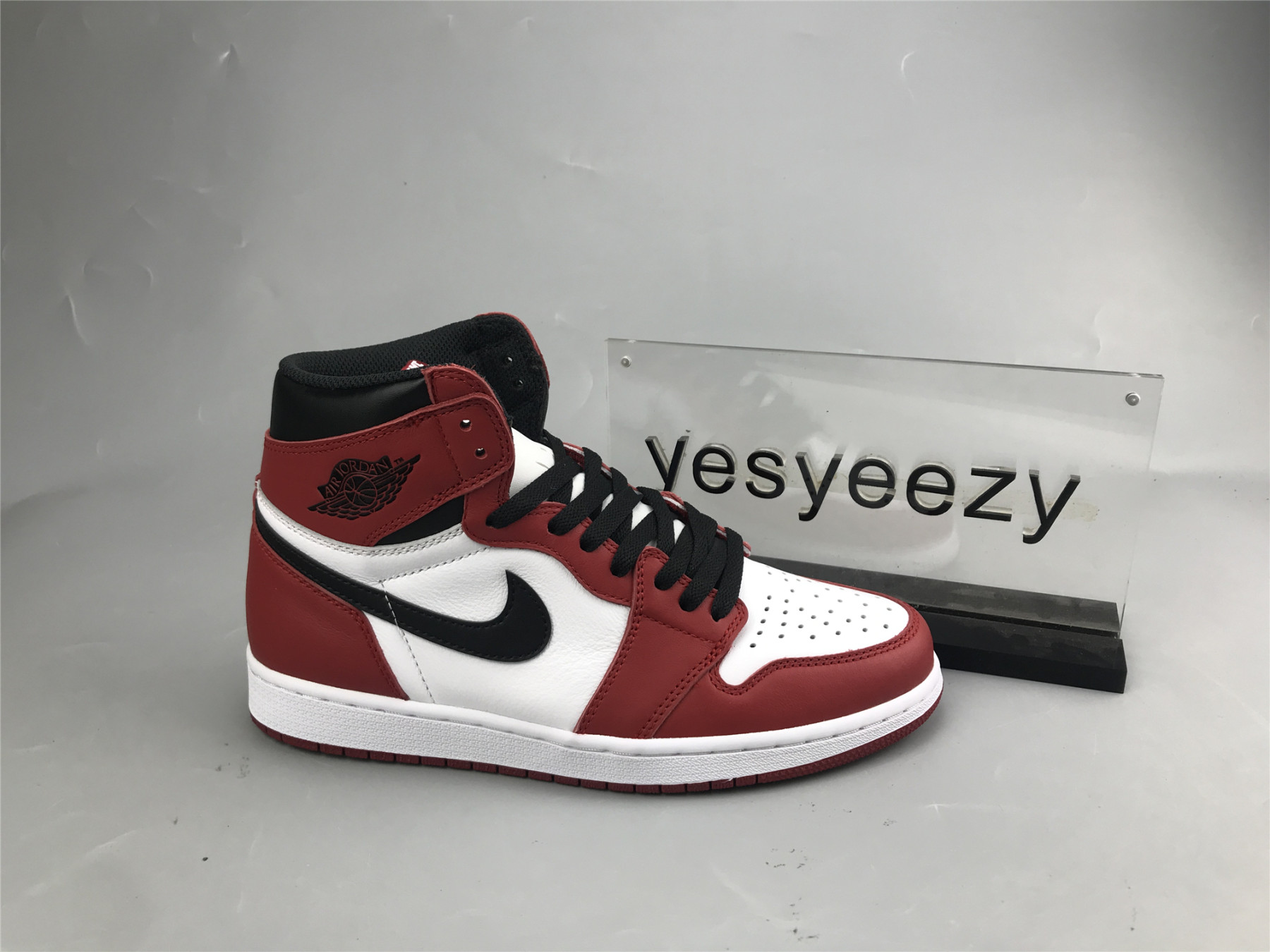 UA AIR JORDAN 1 RETRO HIGH OG 