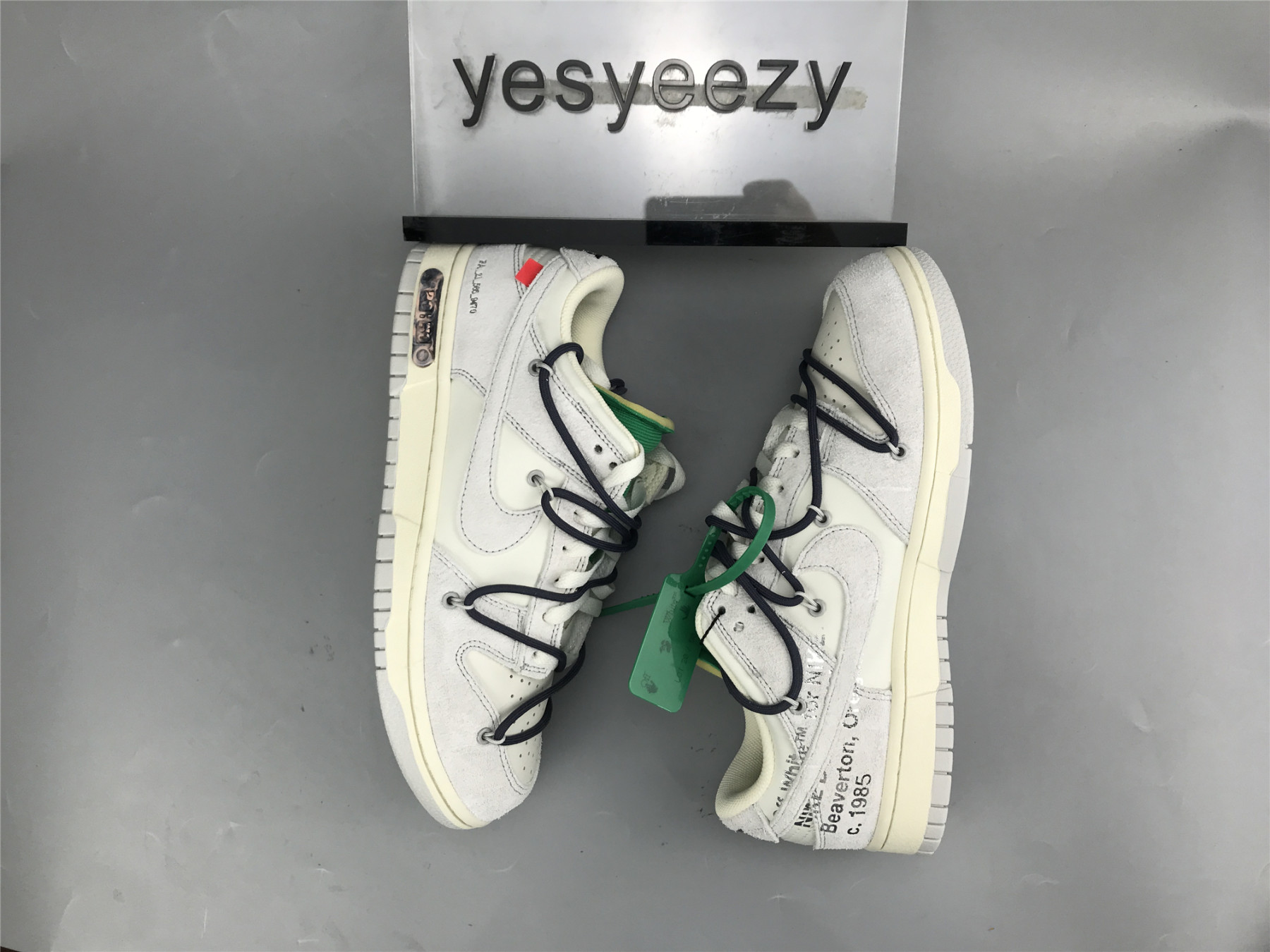 UA NIKE OFF-WHITE X DUNK LOW 