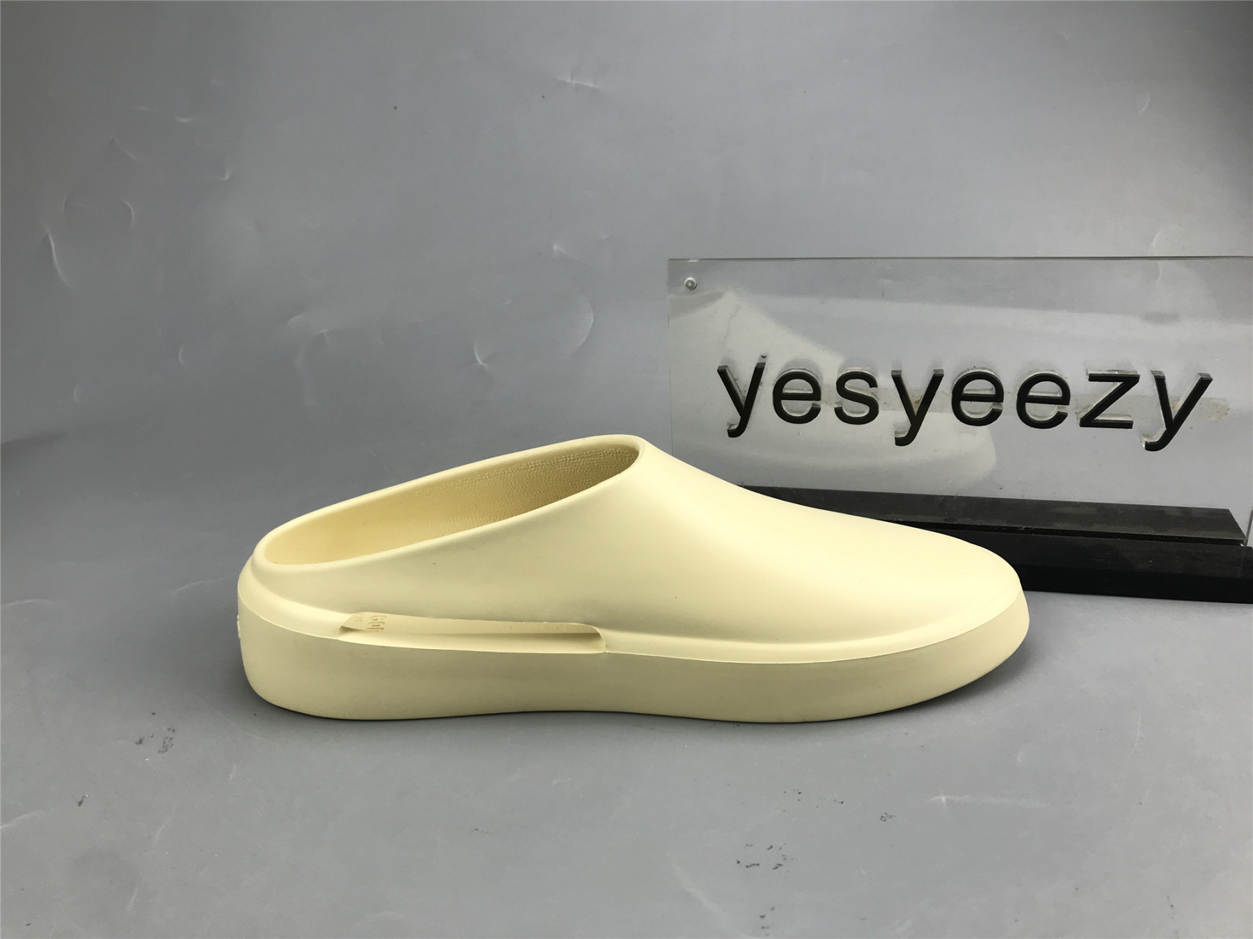 UA FEAR OF GOD CALIFORNIA BACKLESS SLIP-ON 