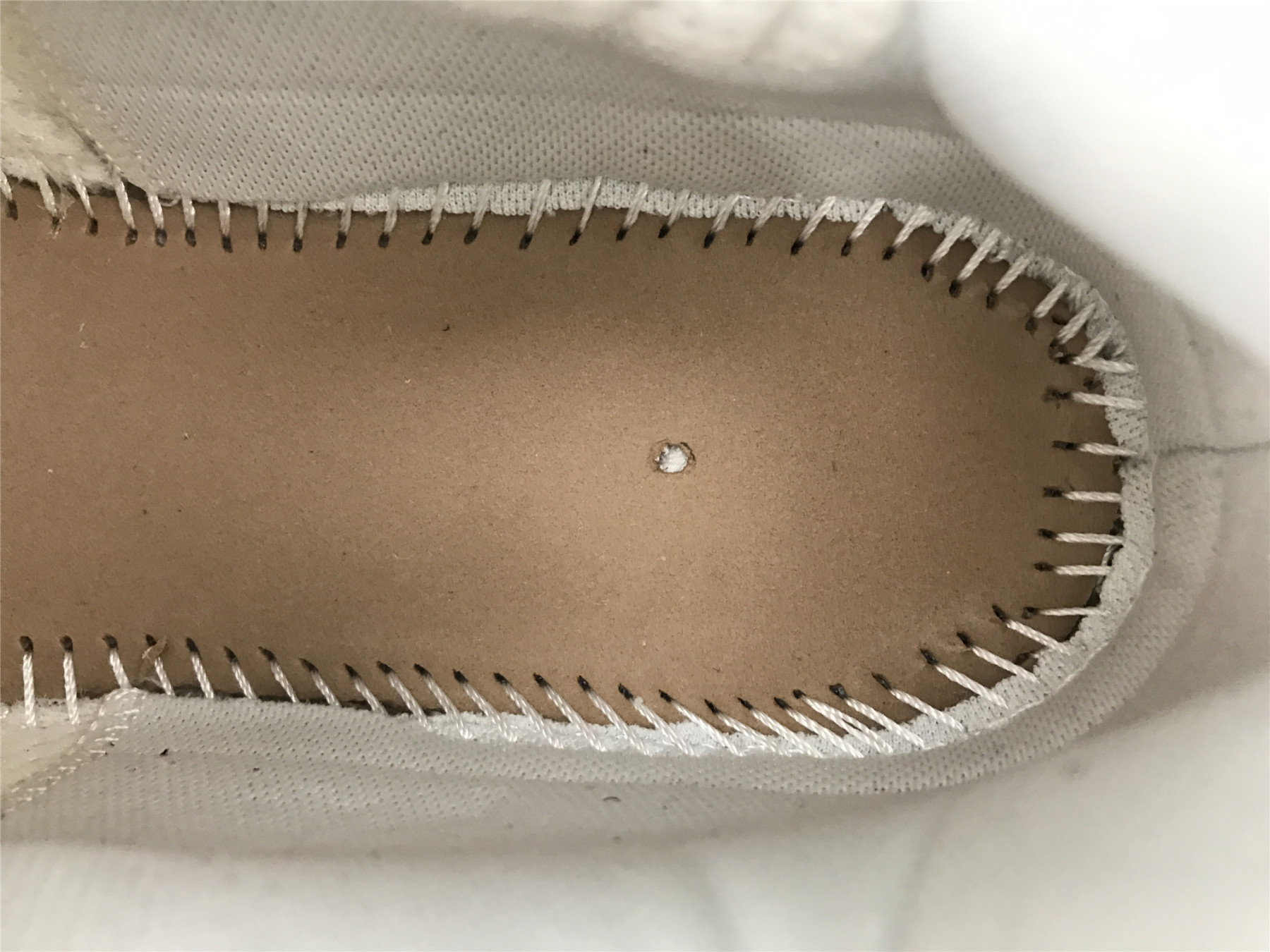 UA RUNNER GREY BURGUNDY