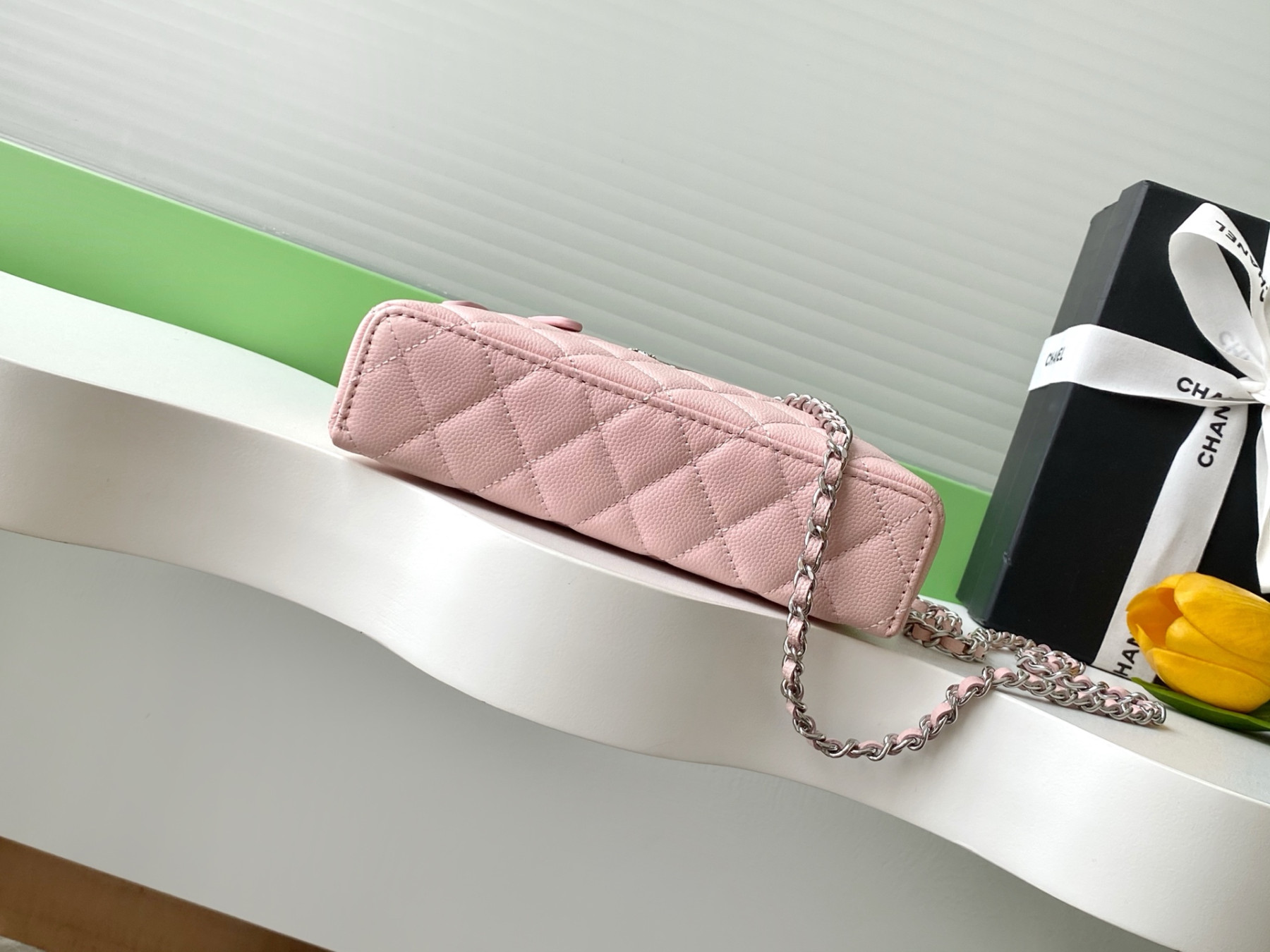 Ch**el long vanity with chain ap4854 19.5x17x5cm