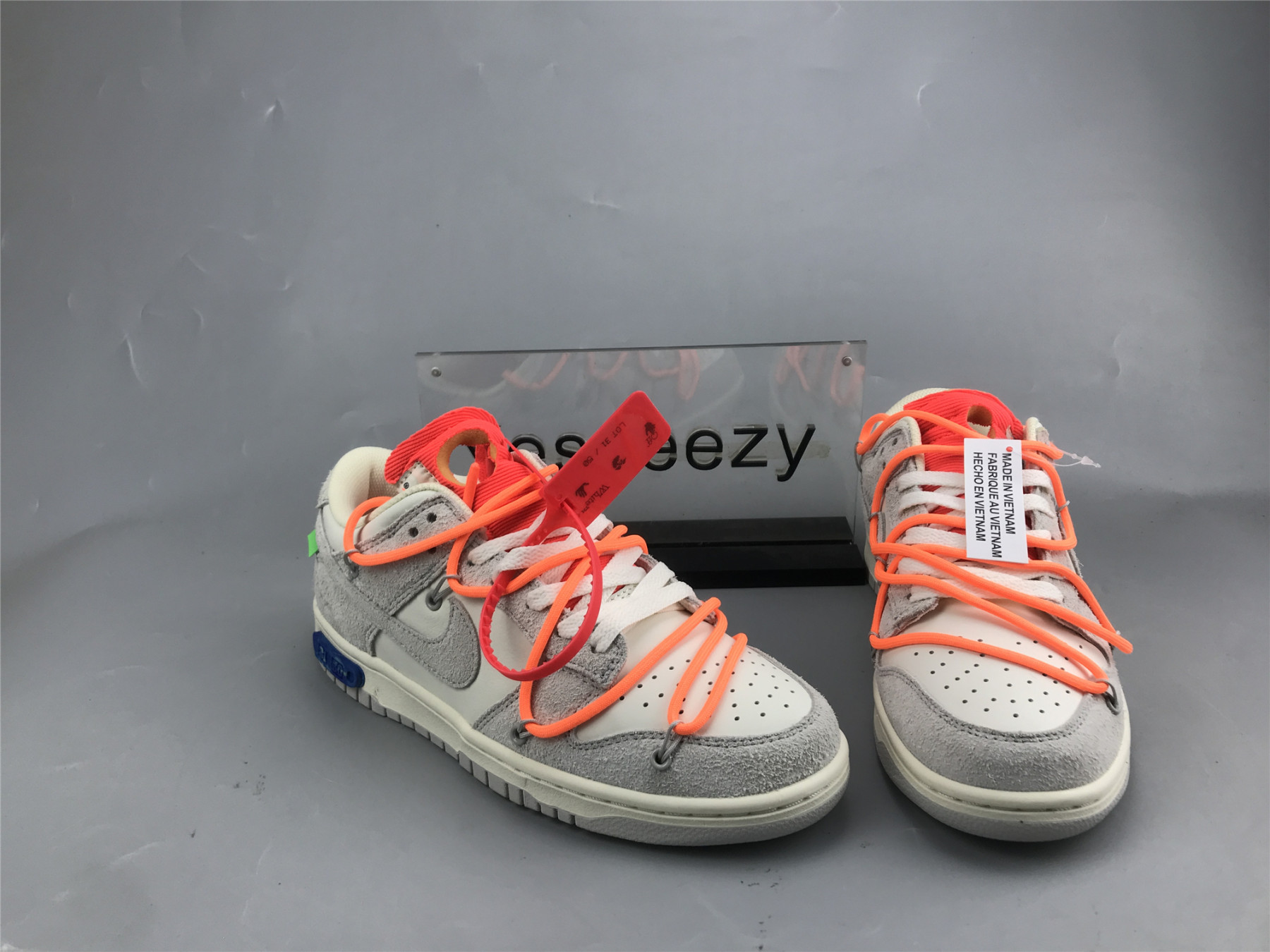 UA NIKE OFF-WHITE X DUNK LOW 