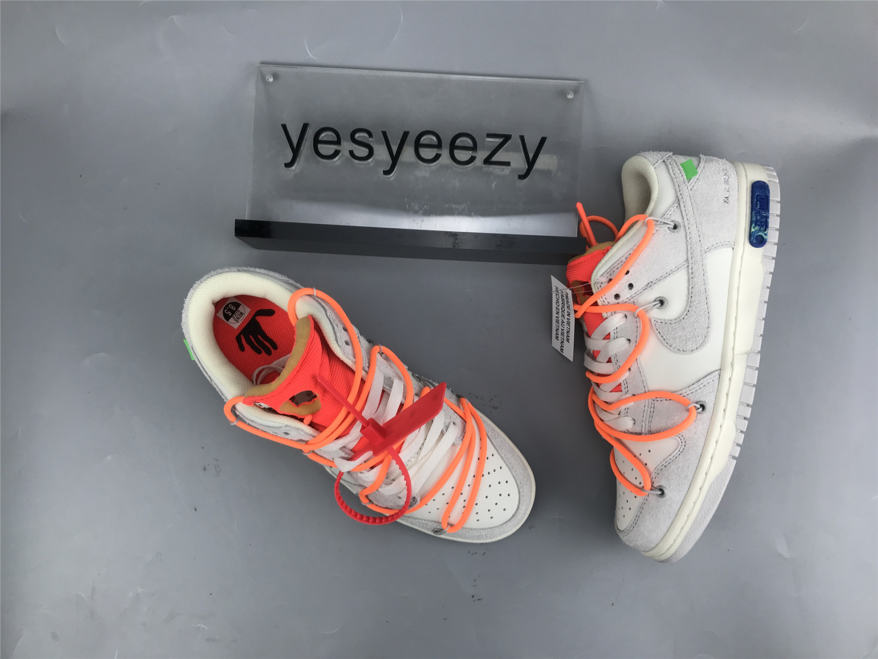 UA NIKE OFF-WHITE X DUNK LOW 