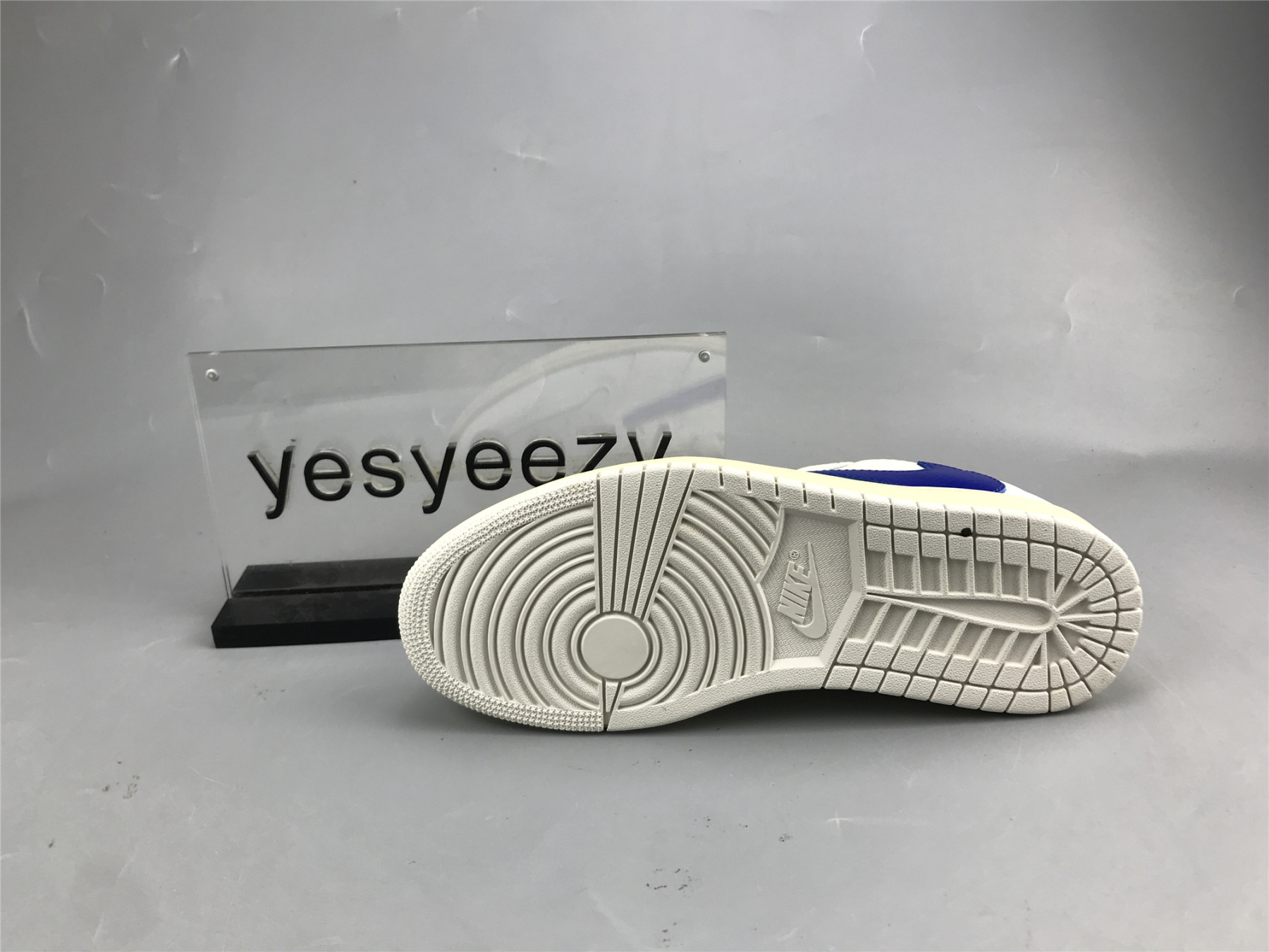 UA AIR JORDAN 1 LOW RETRO OG SP